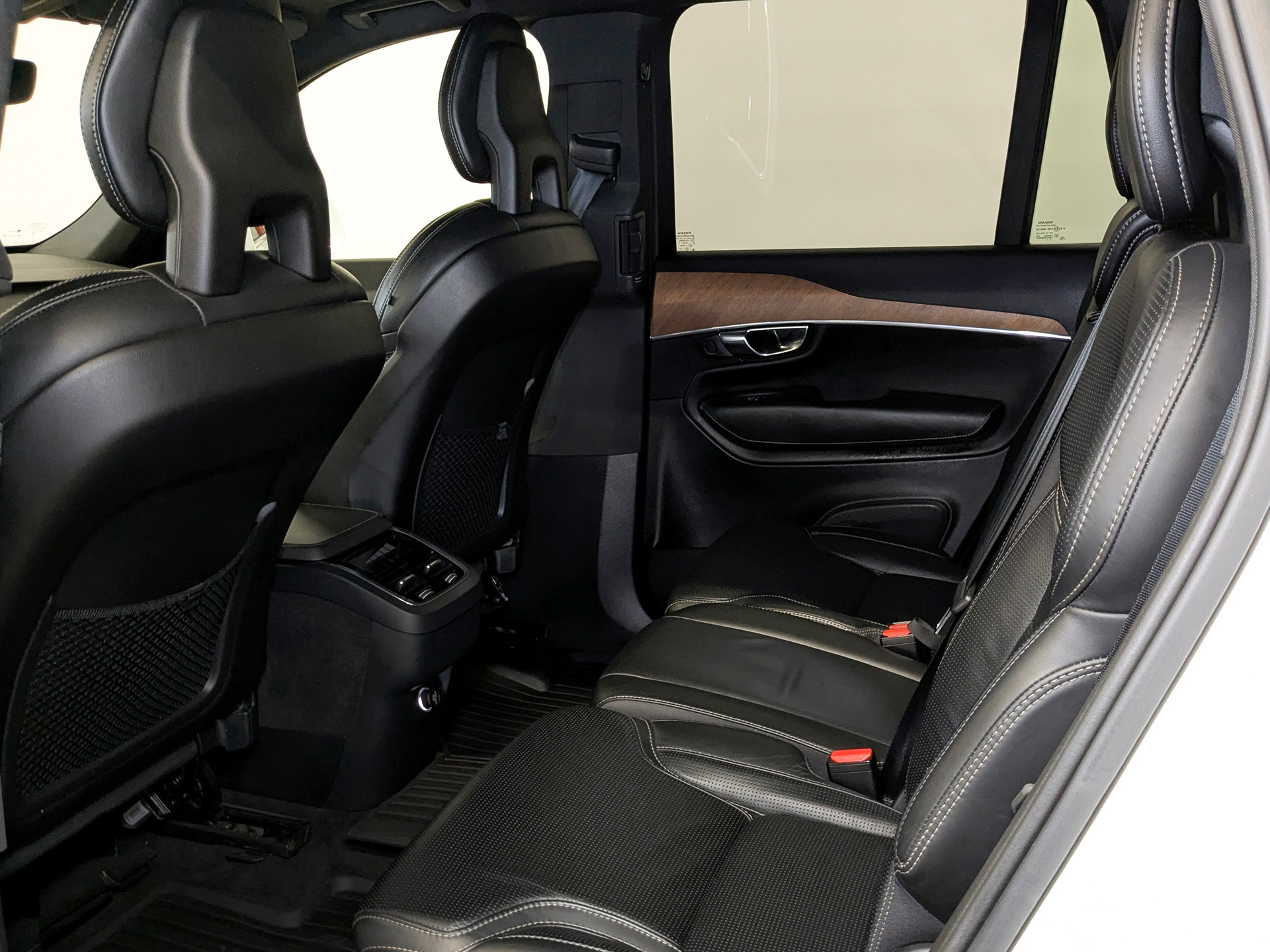 VOLVO XC90 2.00 (249 л.с), автомат, 2018, пробег 59 262 км