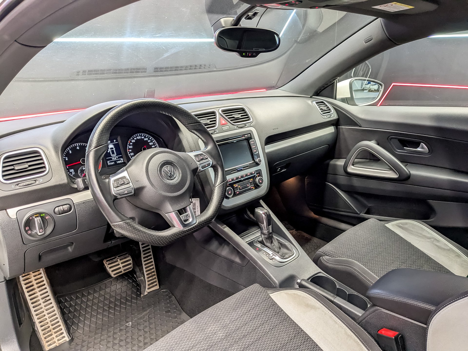 VOLKSWAGEN Scirocco 1.40 (160 л.с), автомат, 2012, пробег 91 555 км
