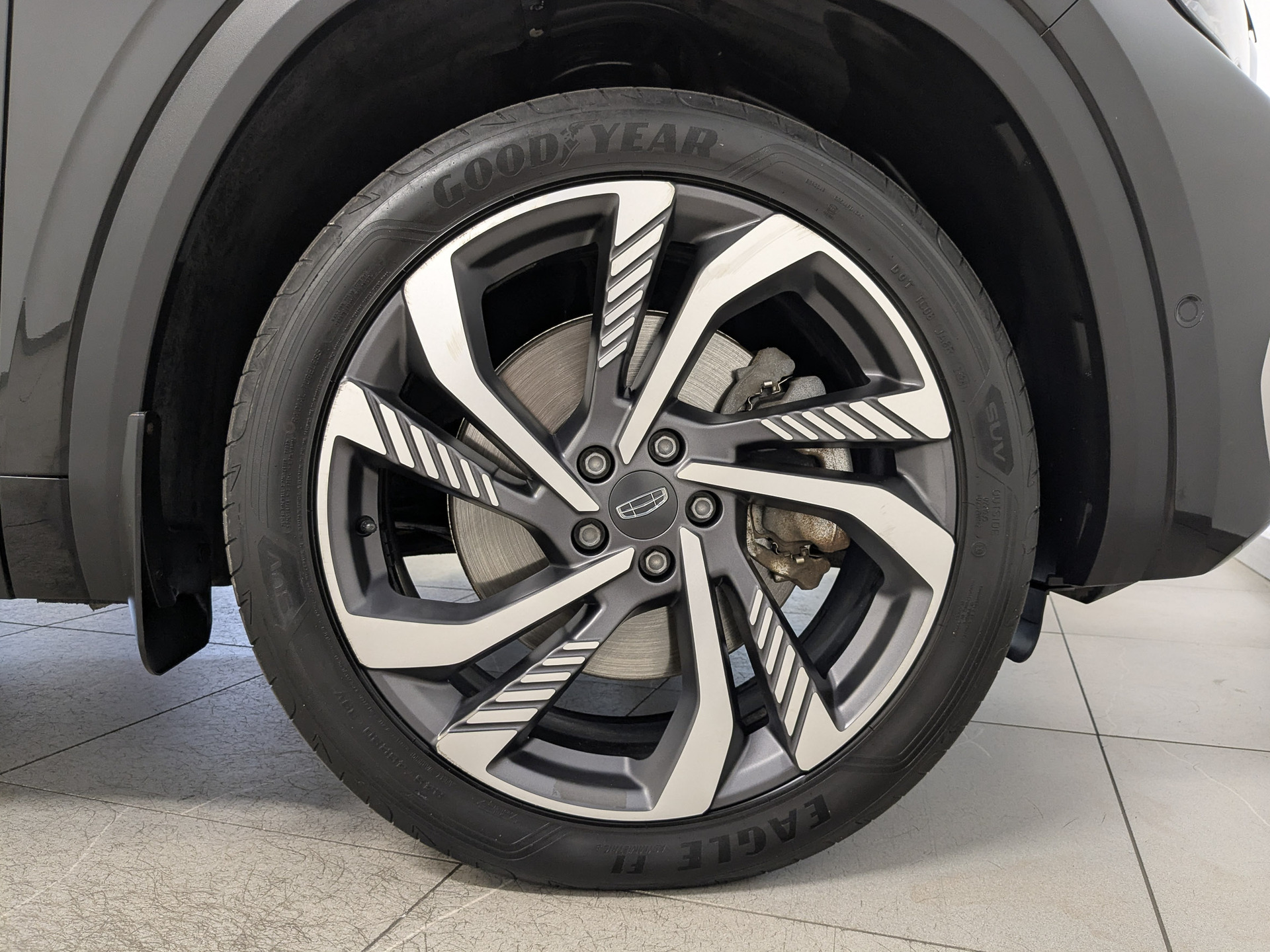 GEELY Monjaro 2.00 (238 л.с), автомат, 2024, пробег 38 670 км