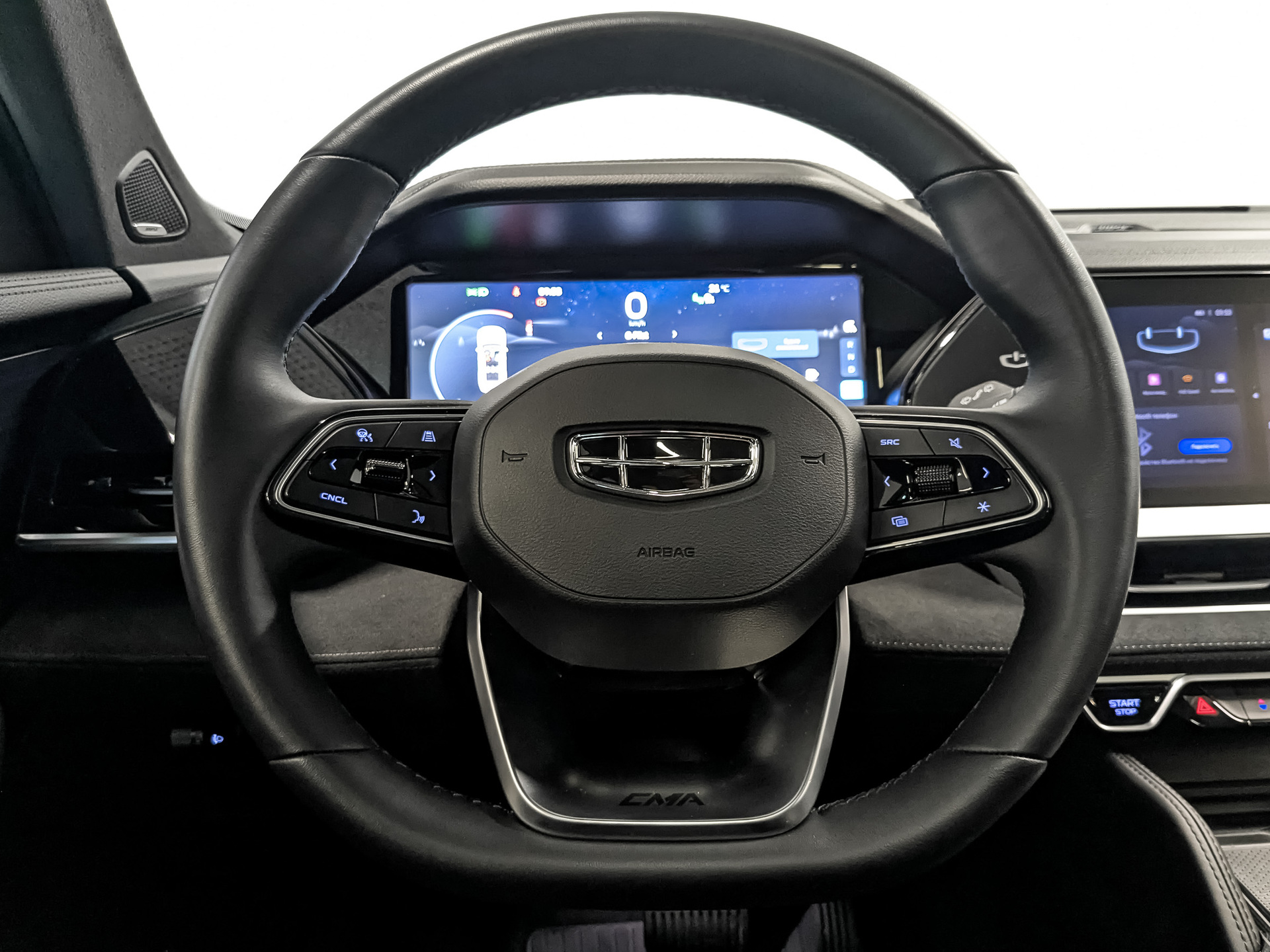GEELY Monjaro 2.00 (238 л.с), автомат, 2024, пробег 38 670 км