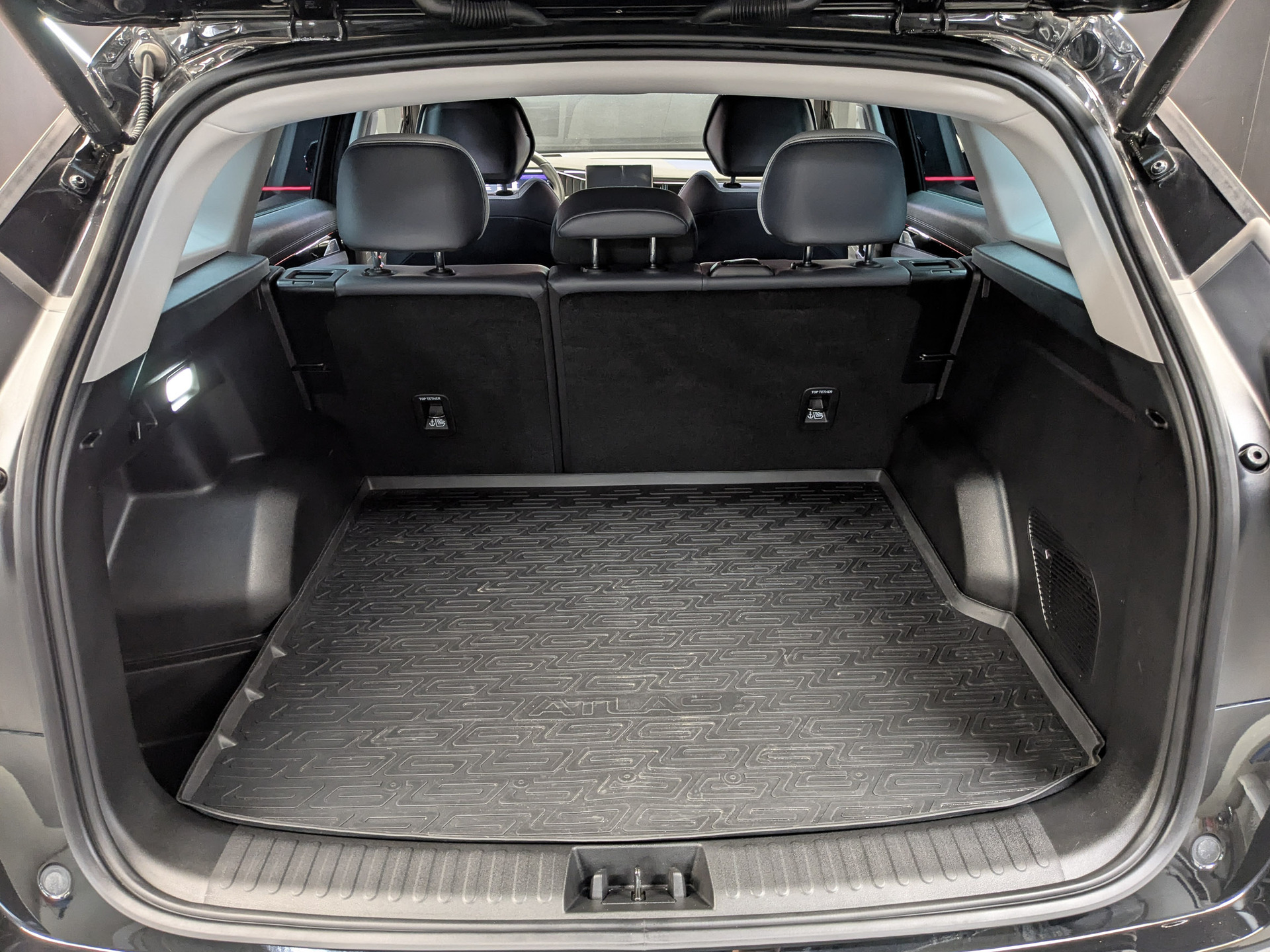 GEELY Atlas II 2.00 (200 л.с), автомат, 2024, пробег 20 943 км
