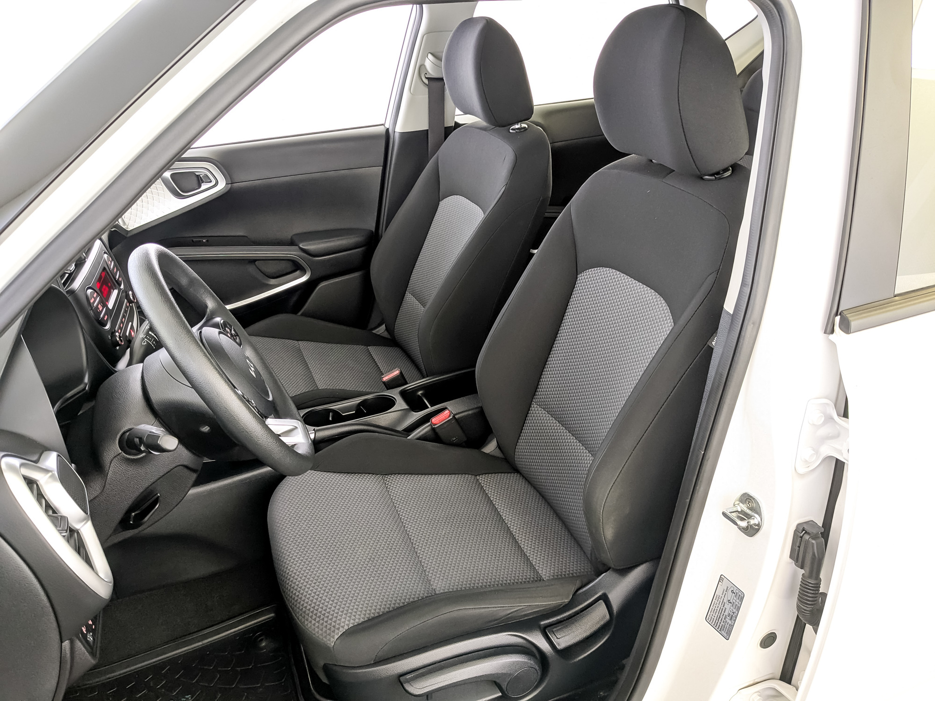 KIA Soul 1.60 (123 л.с), автомат, 2022, пробег 65 135 км