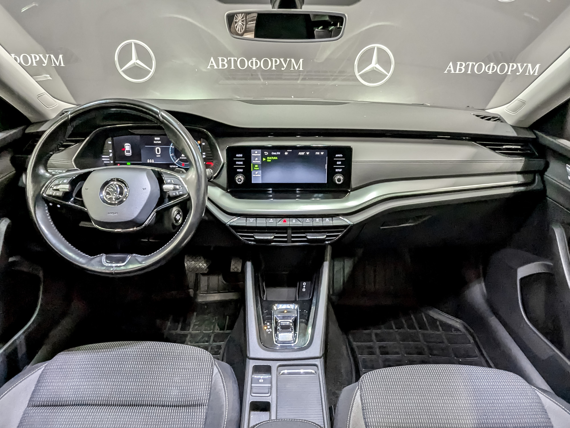 SKODA Octavia 1.40 (150 л.с), автомат, 2020, пробег 157 142 км