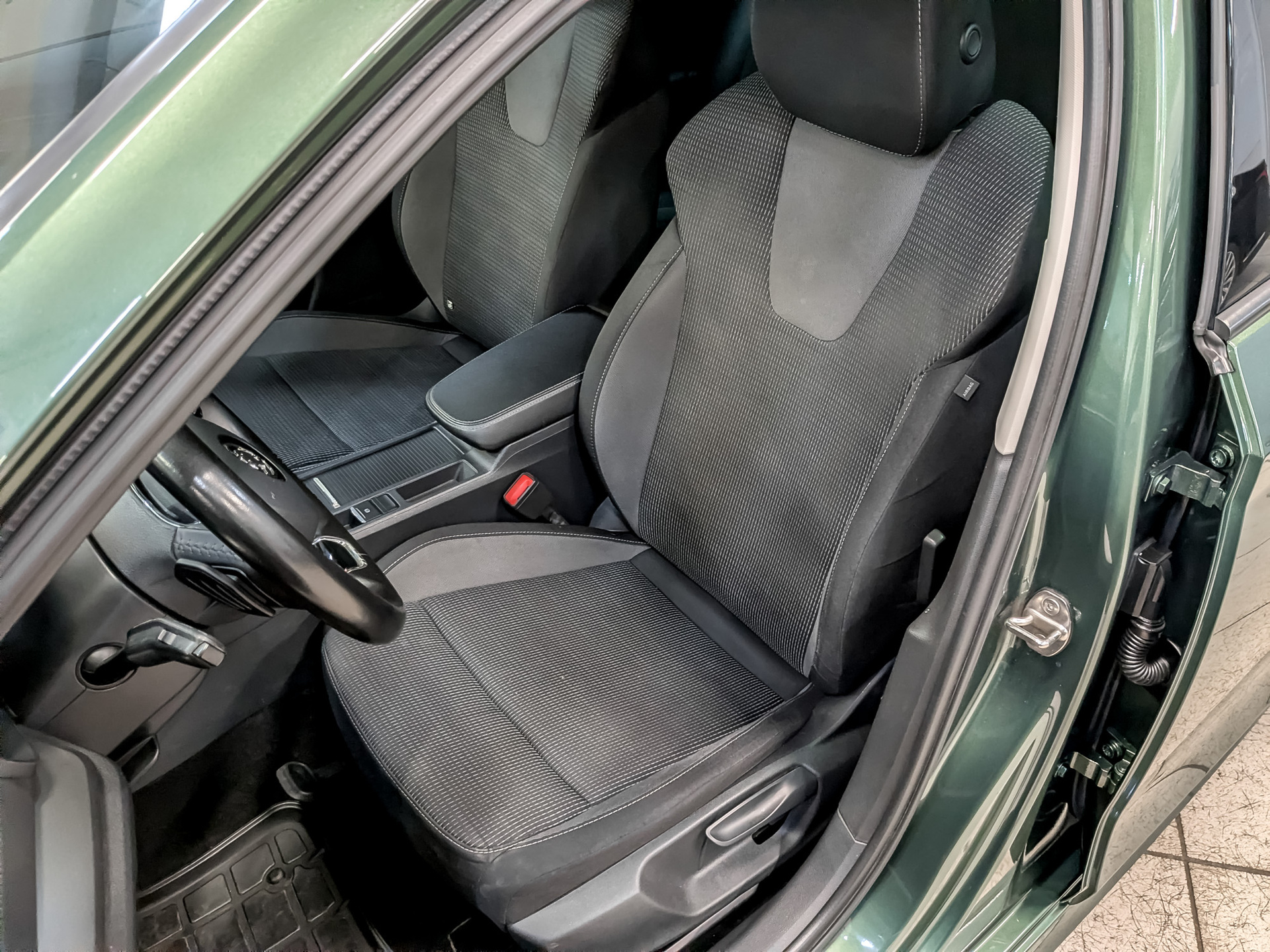 SKODA Octavia 1.40 (150 л.с), автомат, 2020, пробег 157 142 км