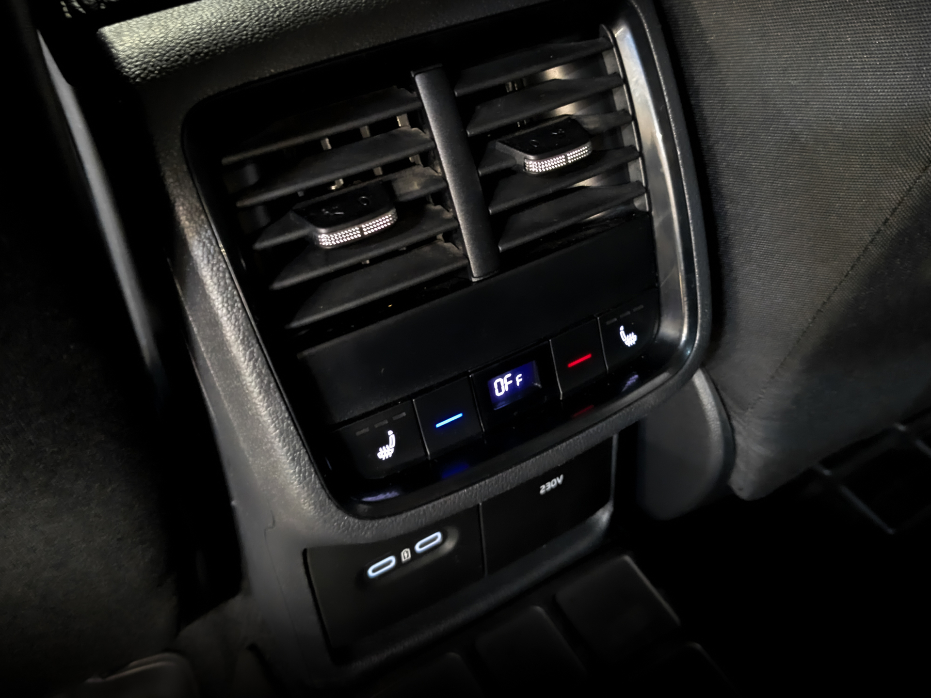 SKODA Octavia 1.40 (150 л.с), автомат, 2020, пробег 157 142 км