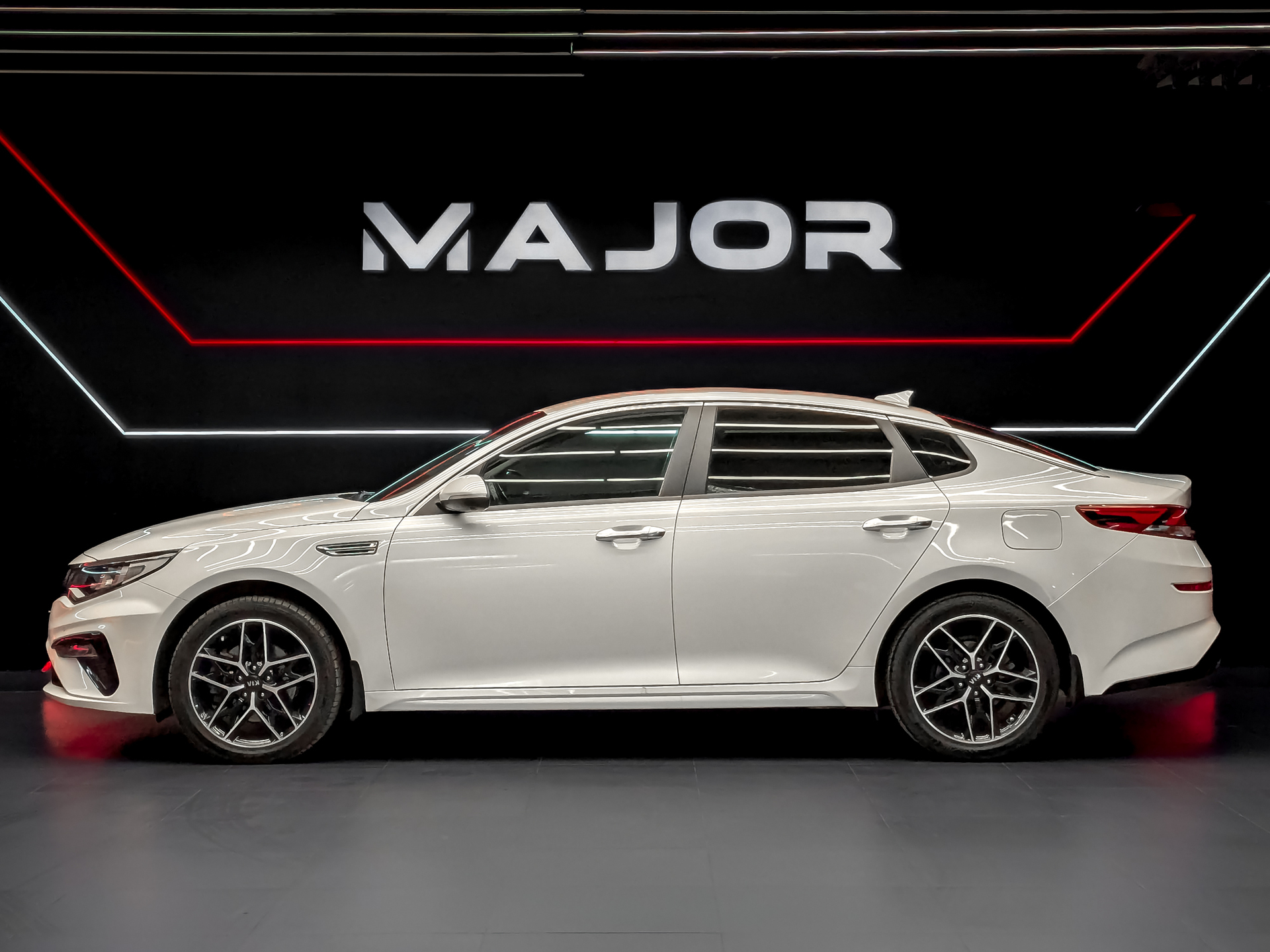KIA Optima 2.40 (188 л.с), автомат, 2019, пробег 111 354 км