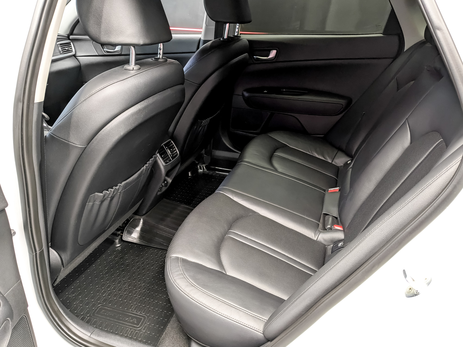 KIA Optima 2.40 (188 л.с), автомат, 2019, пробег 111 354 км