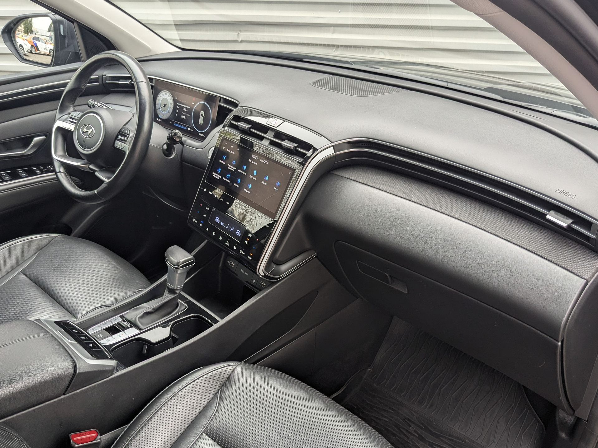 HYUNDAI Tucson 2.00 (149 л.с), автомат, 2021, пробег 129 307 км