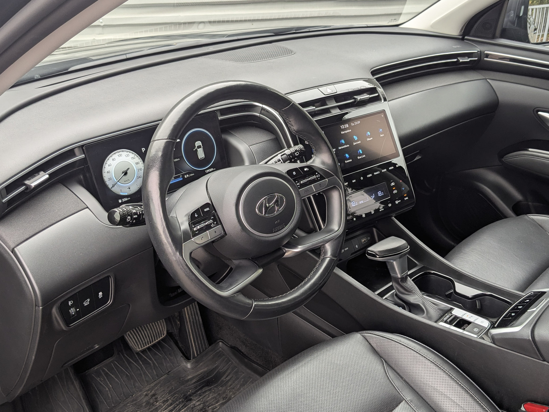 HYUNDAI Tucson 2.00 (149 л.с), автомат, 2021, пробег 129 307 км