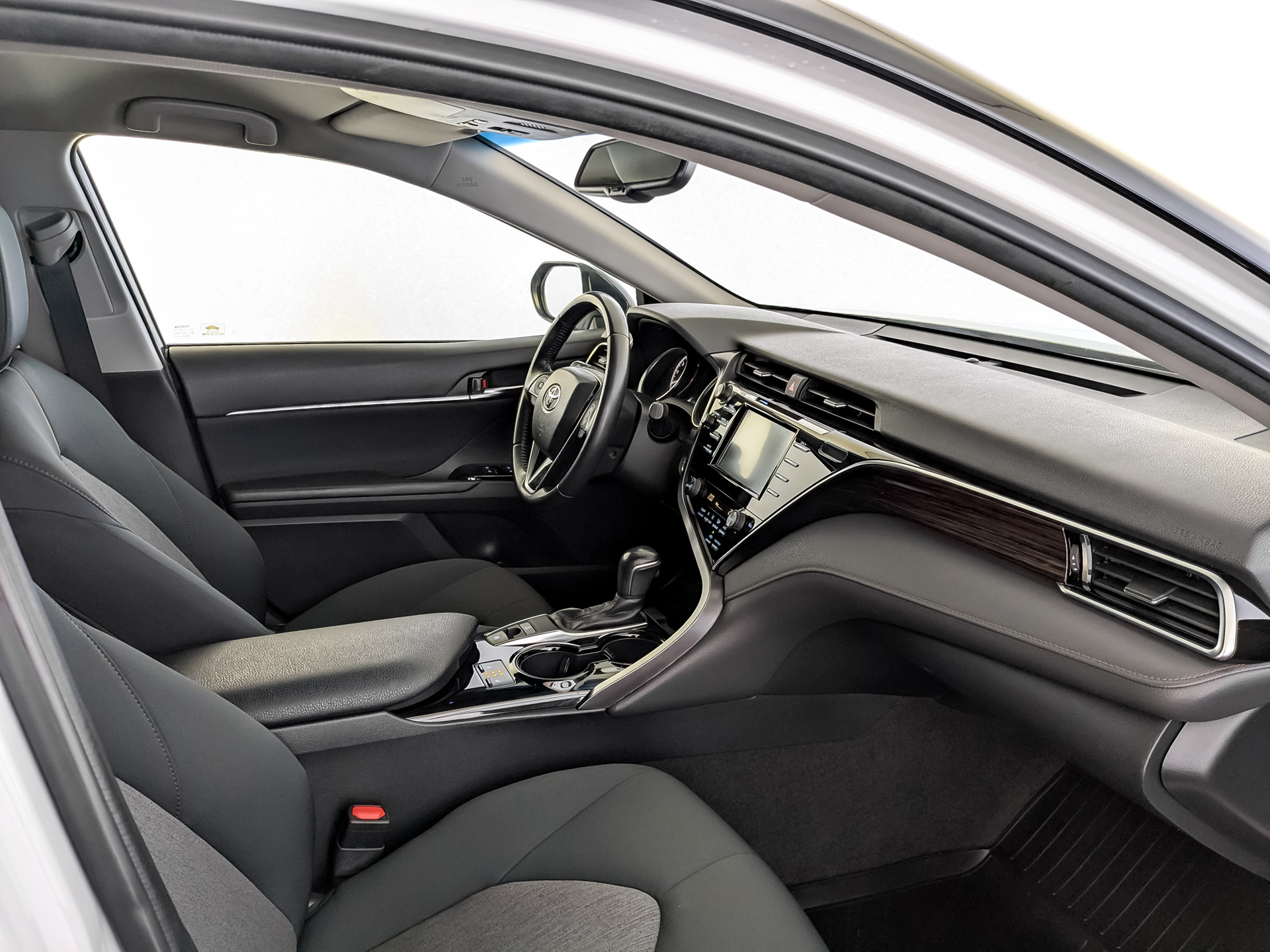 TOYOTA Camry 2.50 (181 л.с), автомат, 2020, пробег 66 004 км