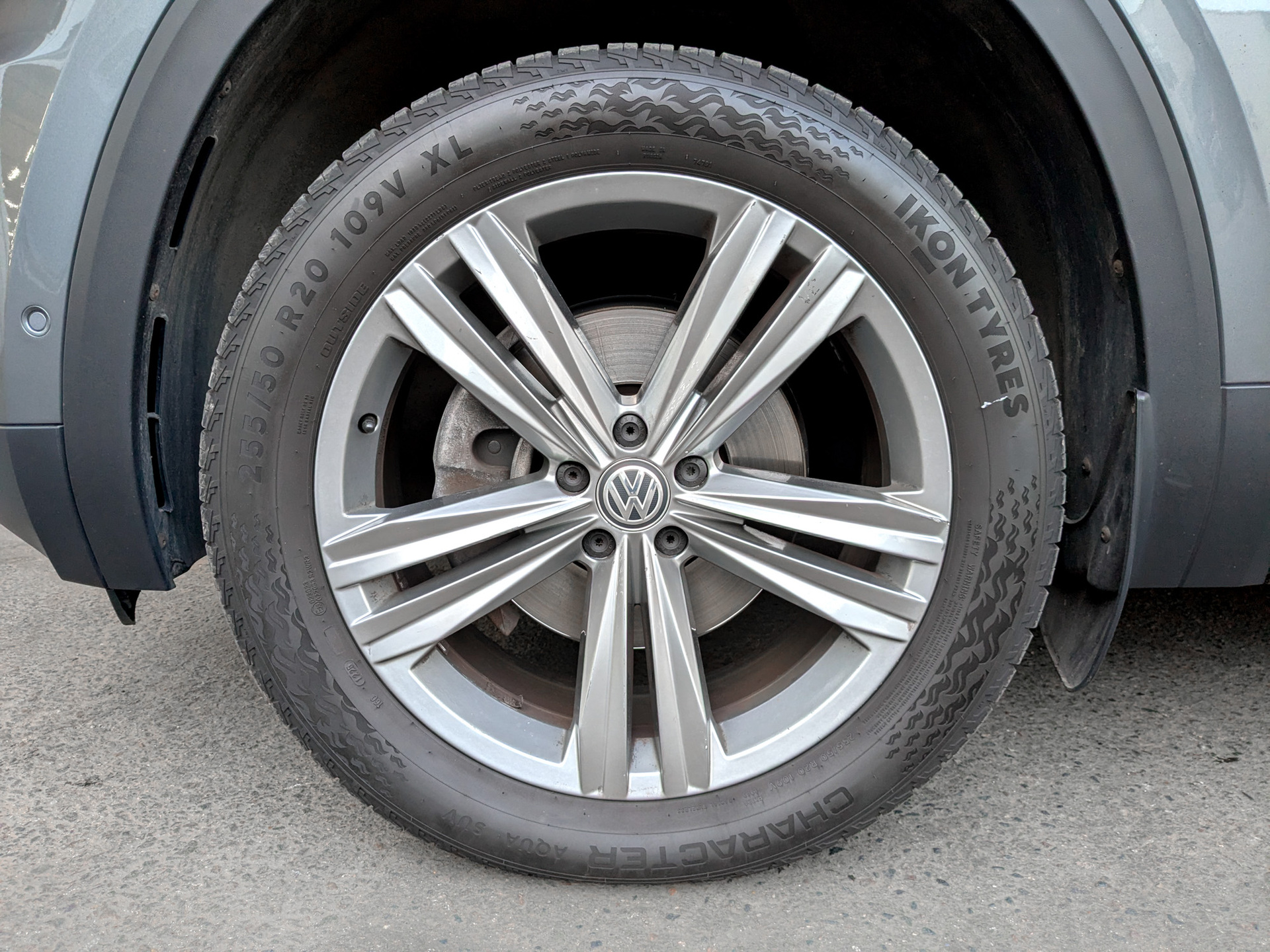 VOLKSWAGEN Teramont 3.60 (280 л.с), автомат, 2019, пробег 106 246 км