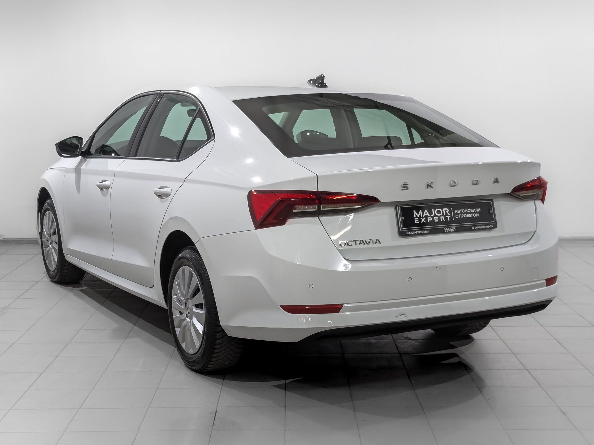 SKODA Octavia 1.60 (110 л.с), автомат, 2021, пробег 80 408 км