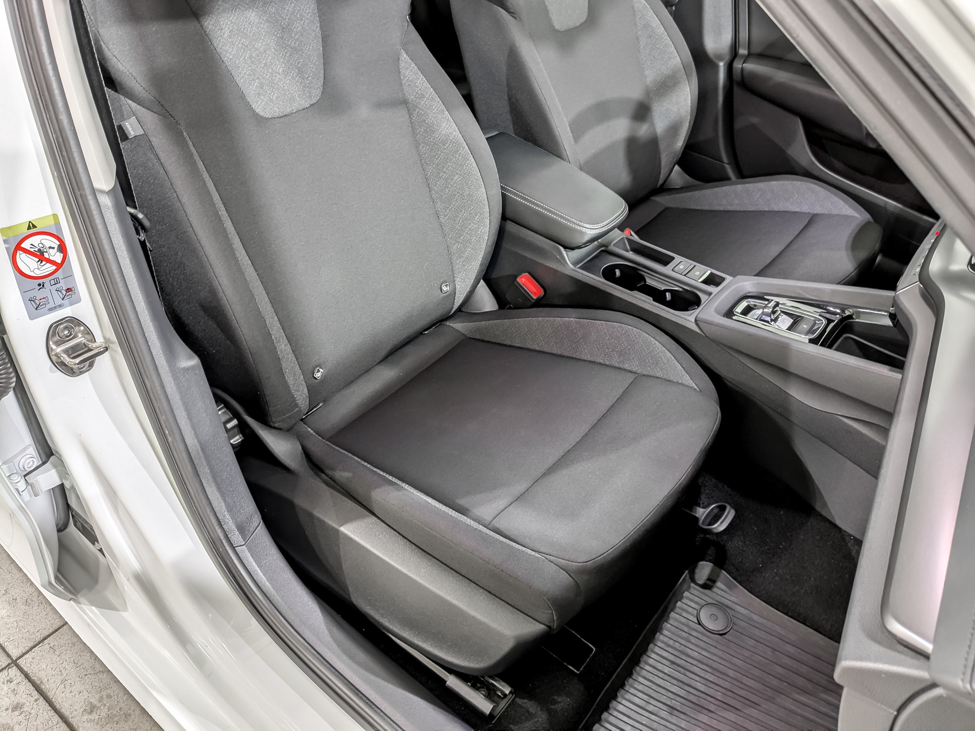 SKODA Octavia 1.60 (110 л.с), автомат, 2021, пробег 80 408 км
