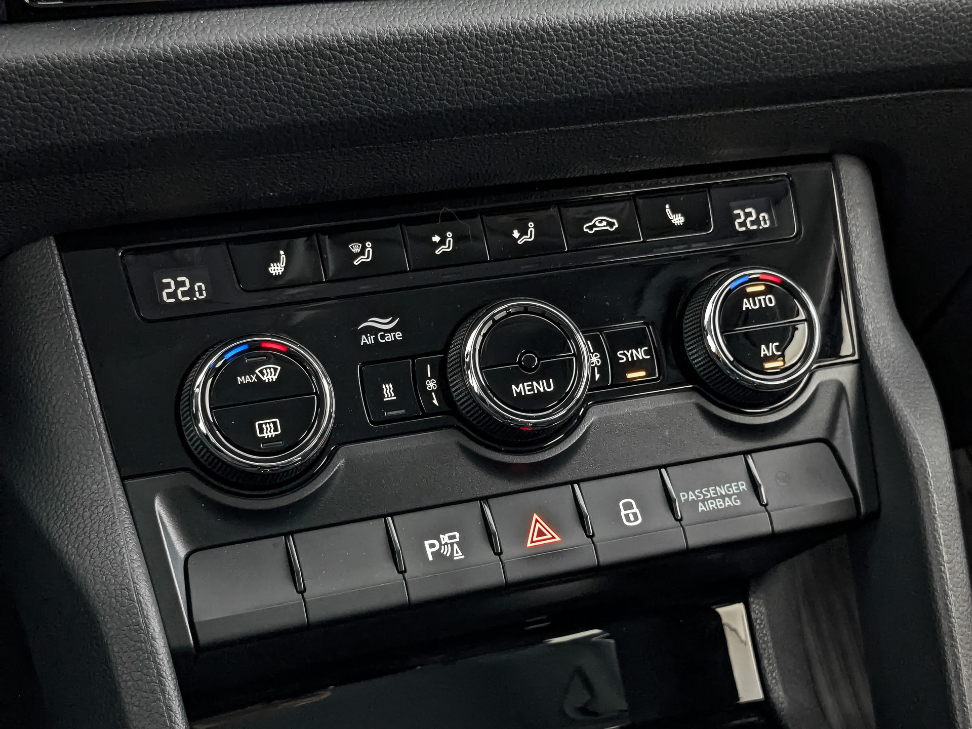 SKODA Kodiaq 2.00 (180 л.с), автомат, 2021, пробег 124 853 км
