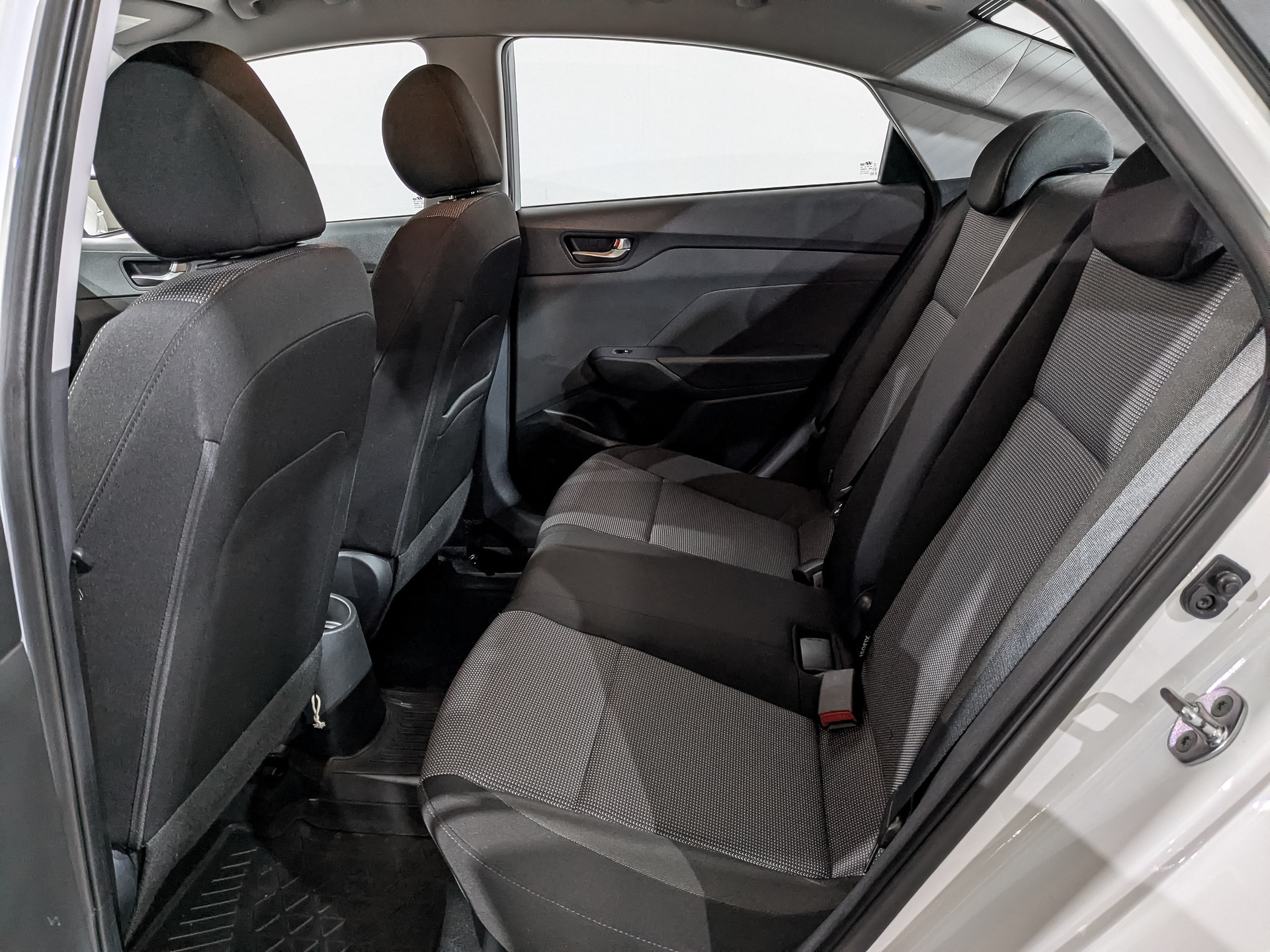 HYUNDAI Solaris 1.60 (123 л.с), автомат, 2022, пробег 57 369 км