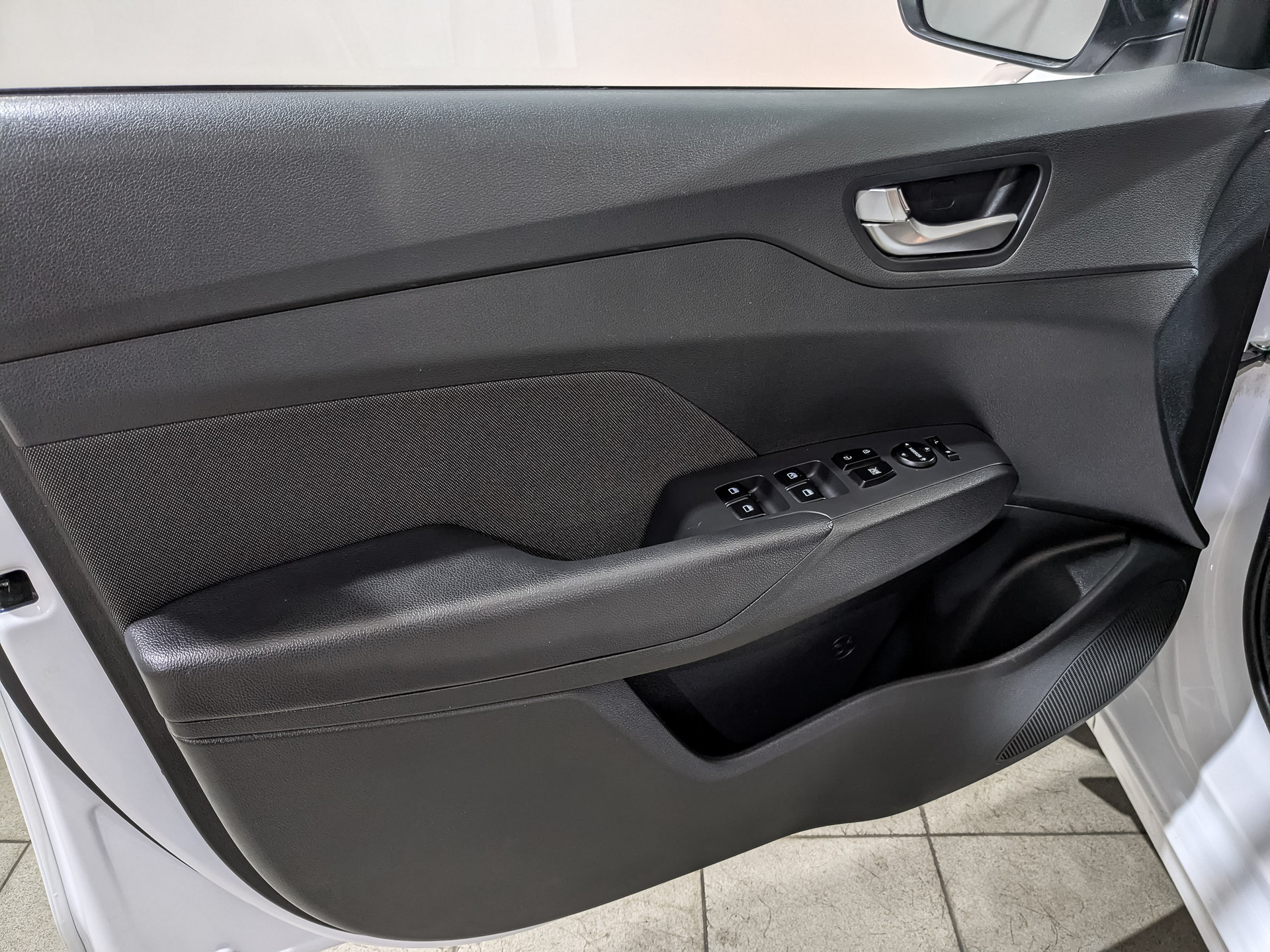 HYUNDAI Solaris 1.60 (123 л.с), автомат, 2022, пробег 57 369 км