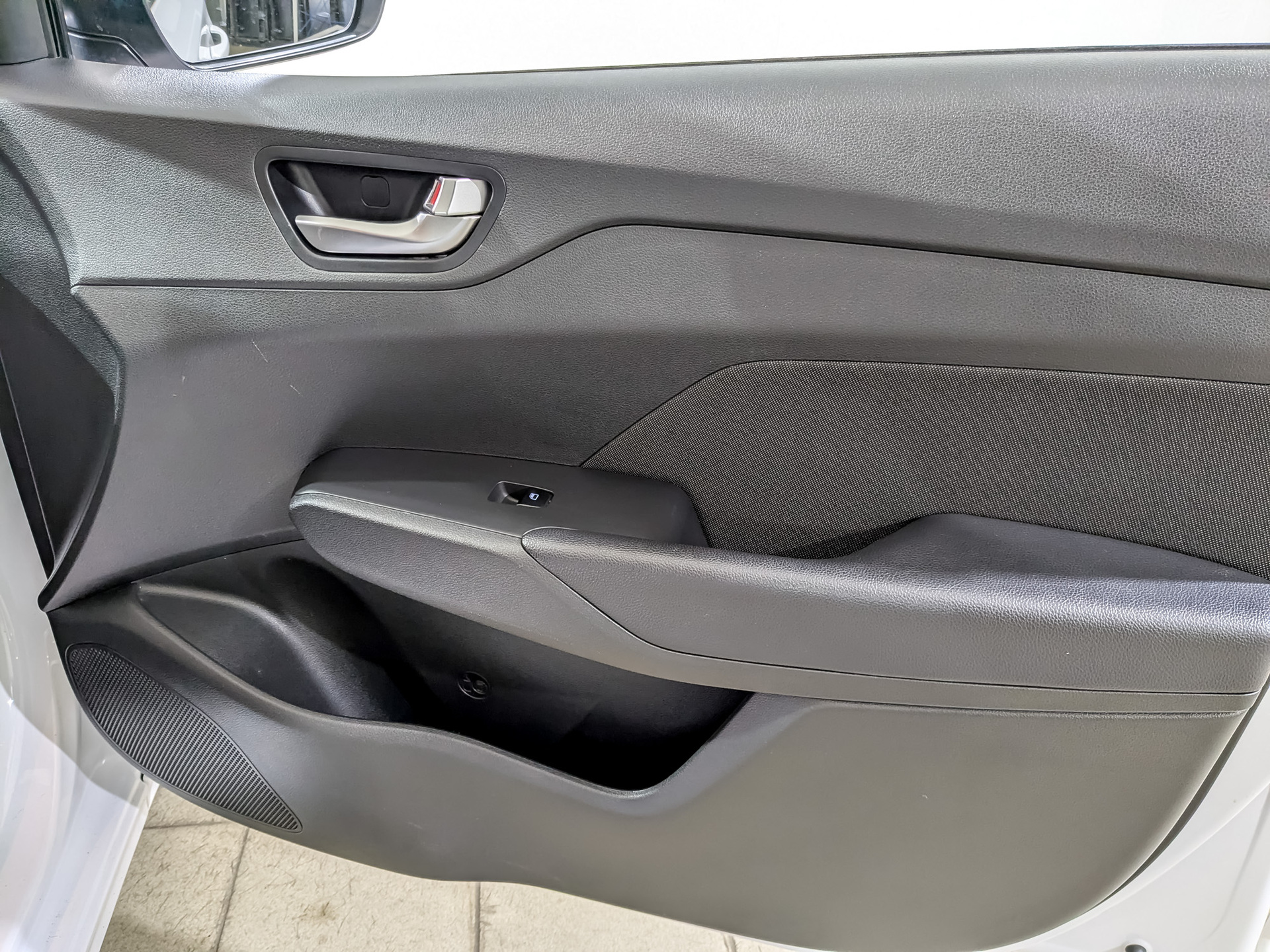 HYUNDAI Solaris 1.60 (123 л.с), автомат, 2022, пробег 67 811 км