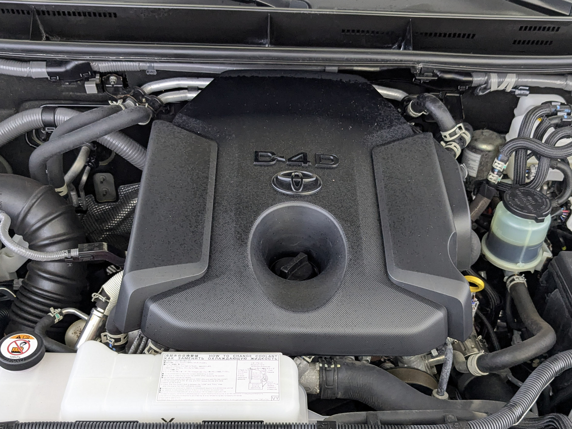 TOYOTA Land Cruiser Prado 2.80 (204 л.с), автомат, 2022, пробег 46 000 км