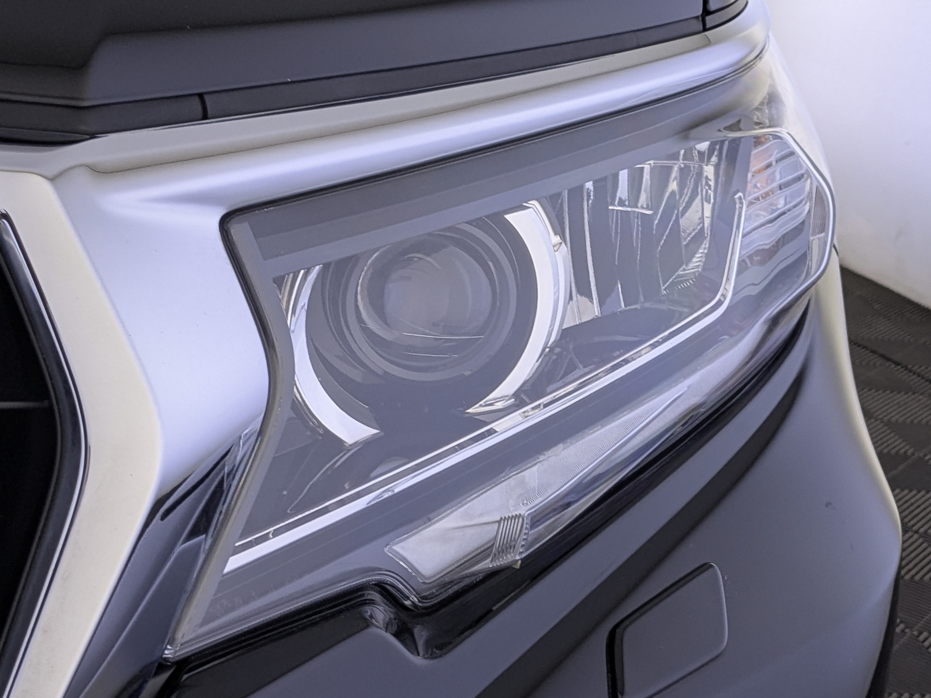 TOYOTA Land Cruiser Prado 2.80 (204 л.с), автомат, 2022, пробег 46 000 км