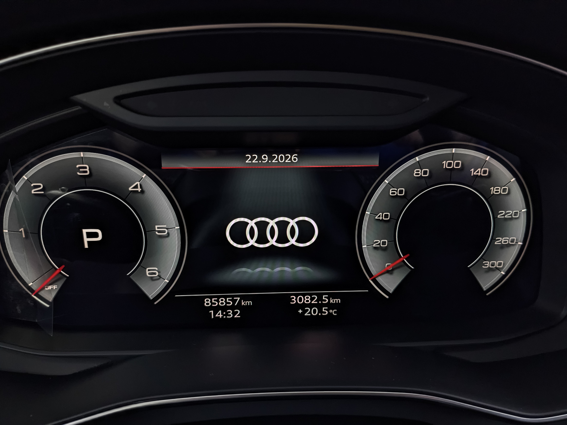 AUDI A6 3.00 (231 л.с), автомат, 2020, пробег 85 848 км