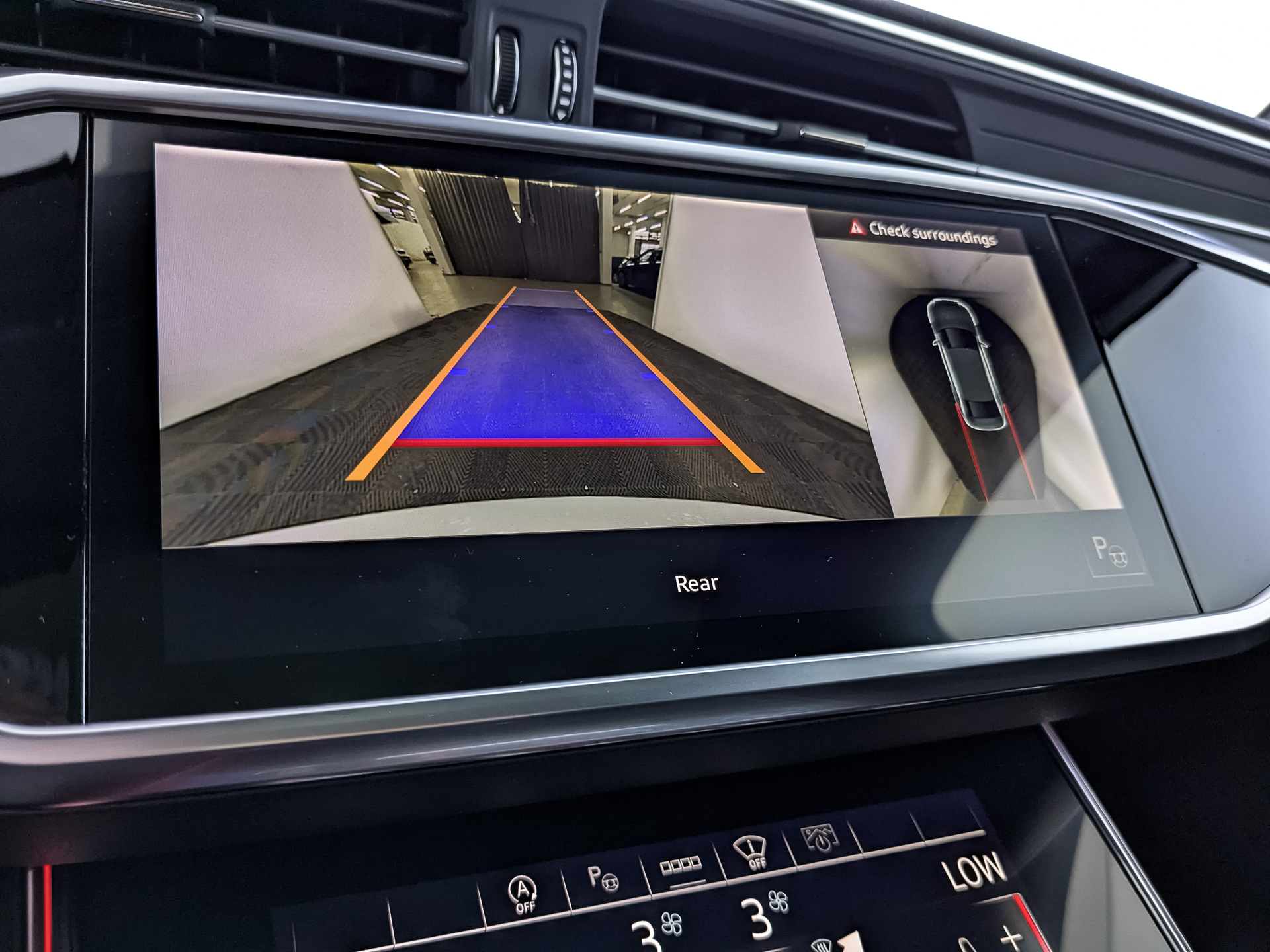 AUDI A6 3.00 (231 л.с), автомат, 2020, пробег 85 848 км