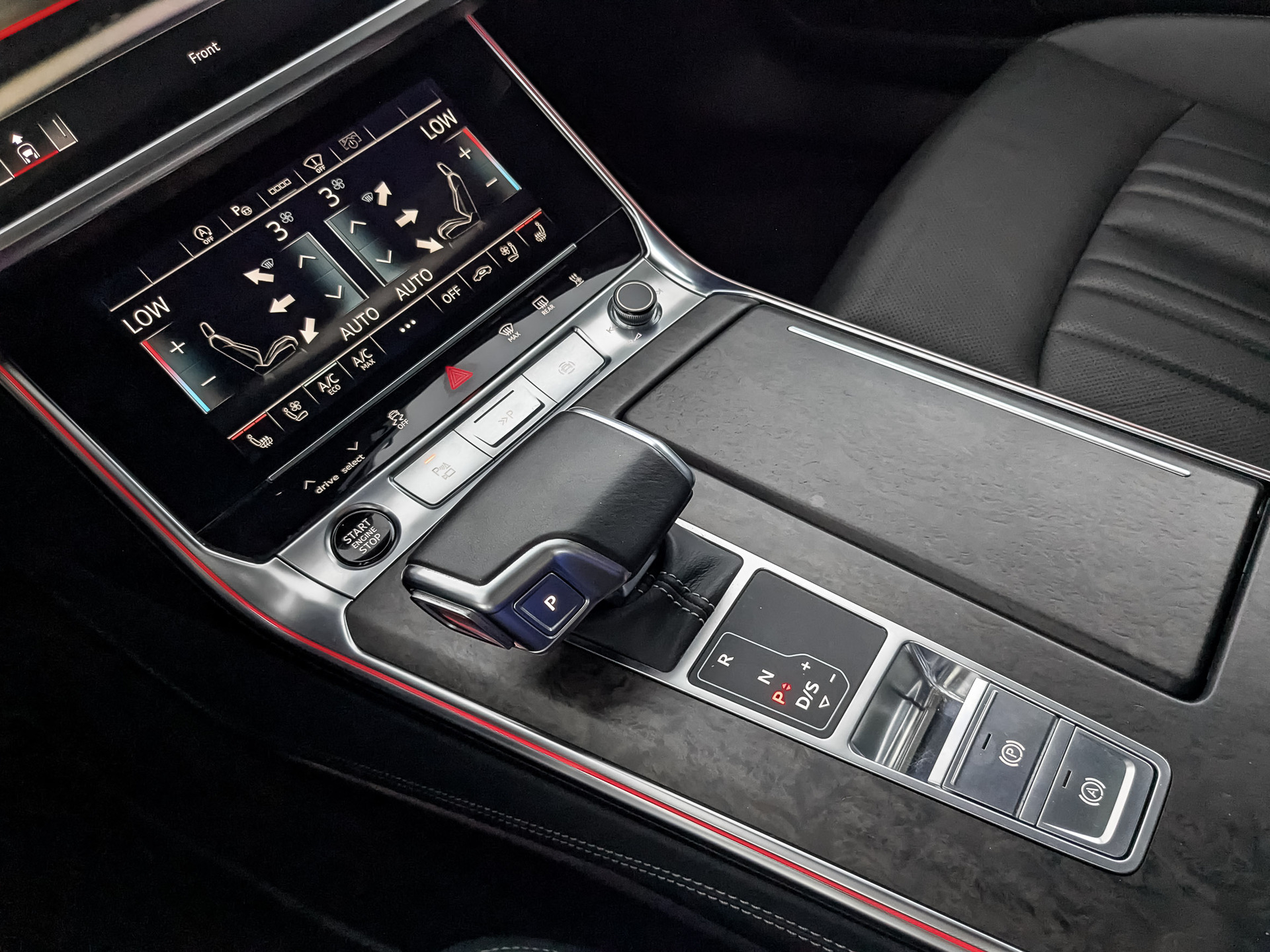AUDI A6 3.00 (231 л.с), автомат, 2020, пробег 85 848 км