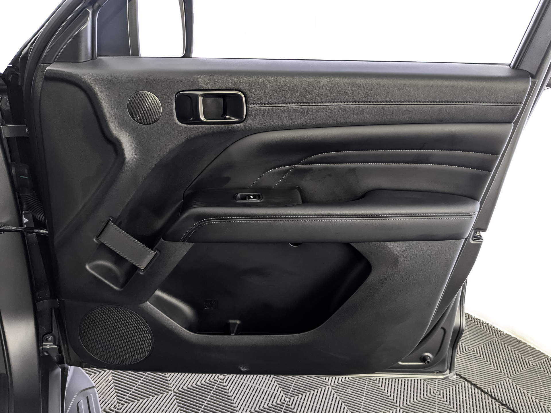 HAVAL H9 2.00 (218 л.с), автомат, 2024, пробег 30 516 км