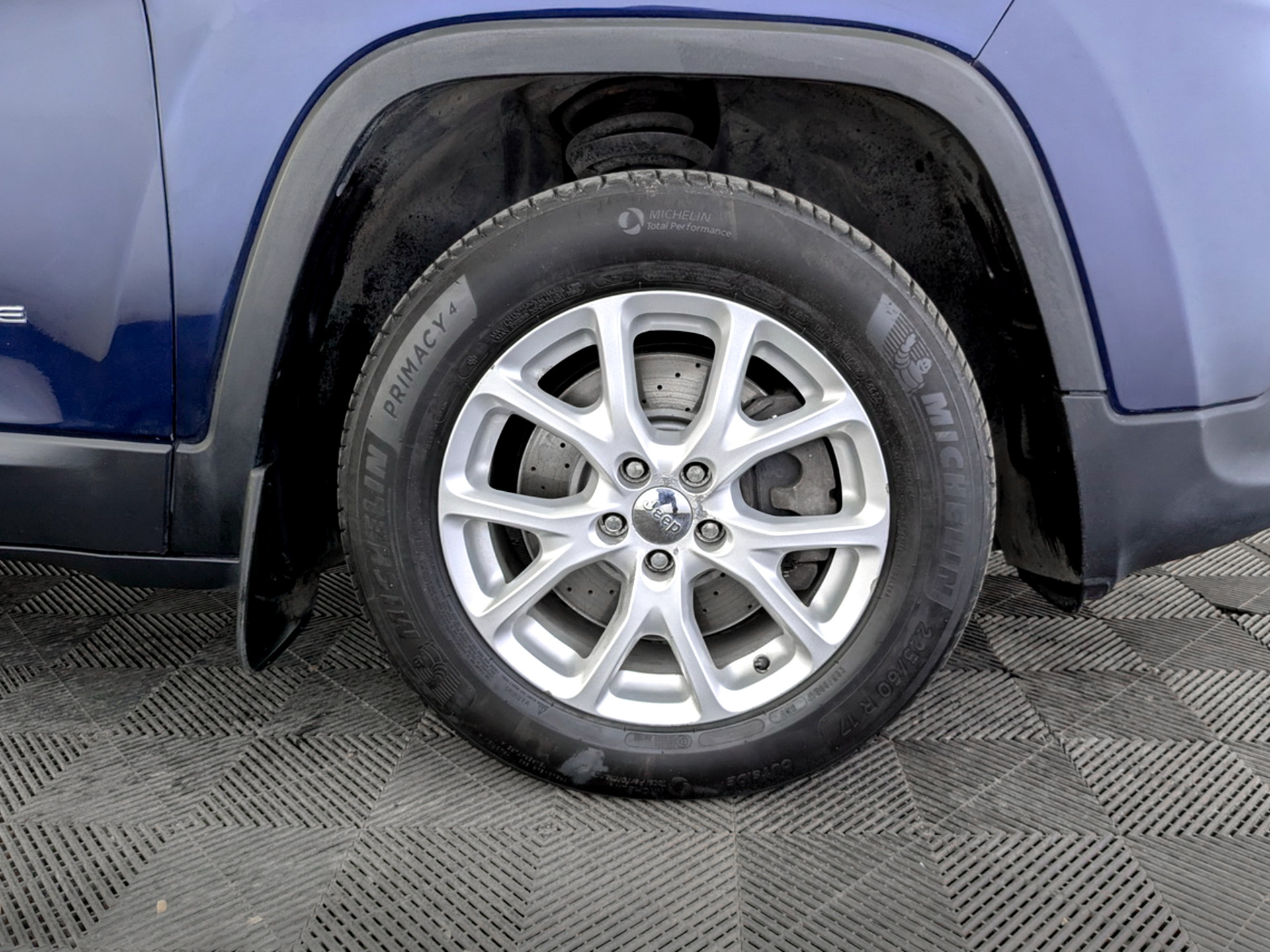 JEEP Cherokee 2.40 (177 л.с), автомат, 2014, пробег 71 060 км