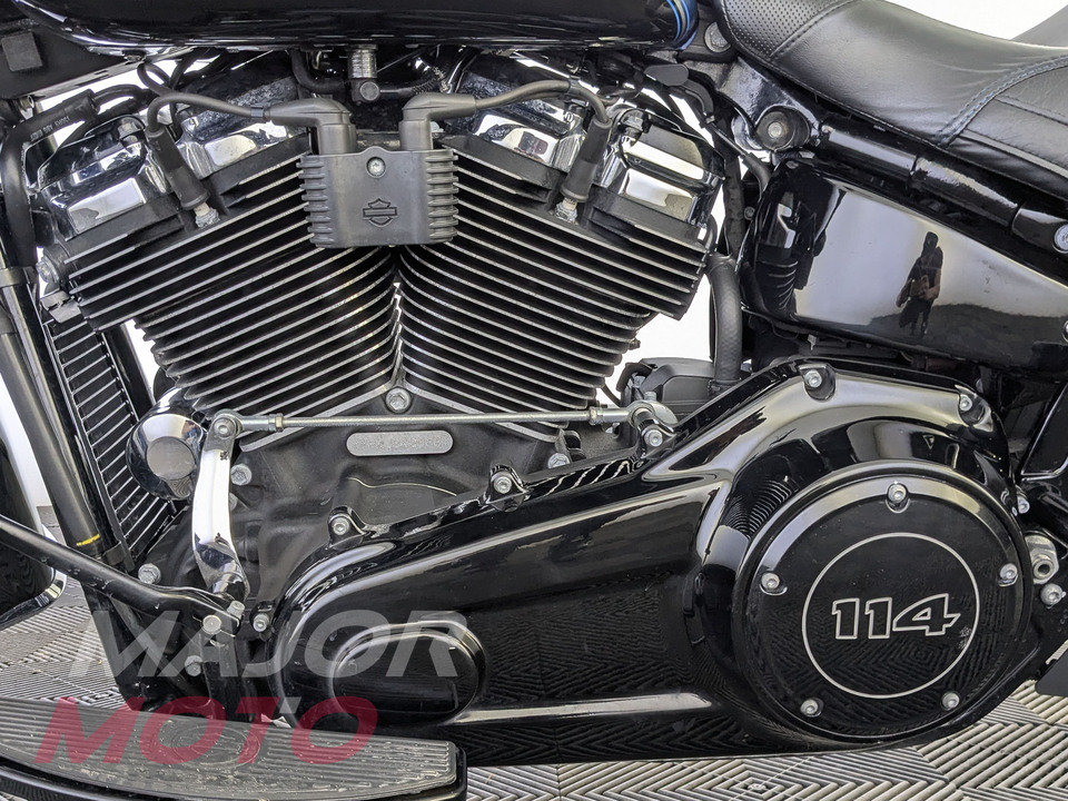 Harley-Davidson Heritage Classic 114 - фото №9