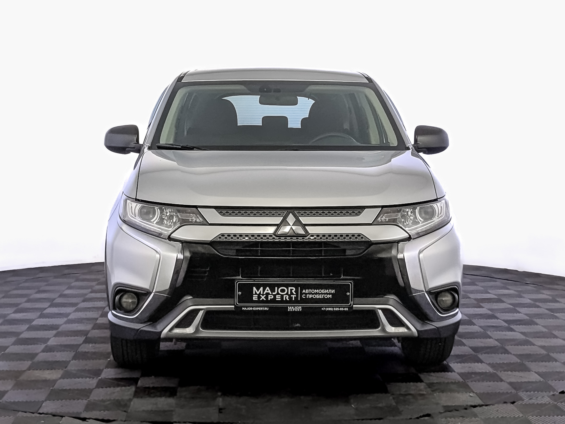 MITSUBISHI Outlander 2.00 (146 л.с), автомат, 2019, пробег 90 929 км