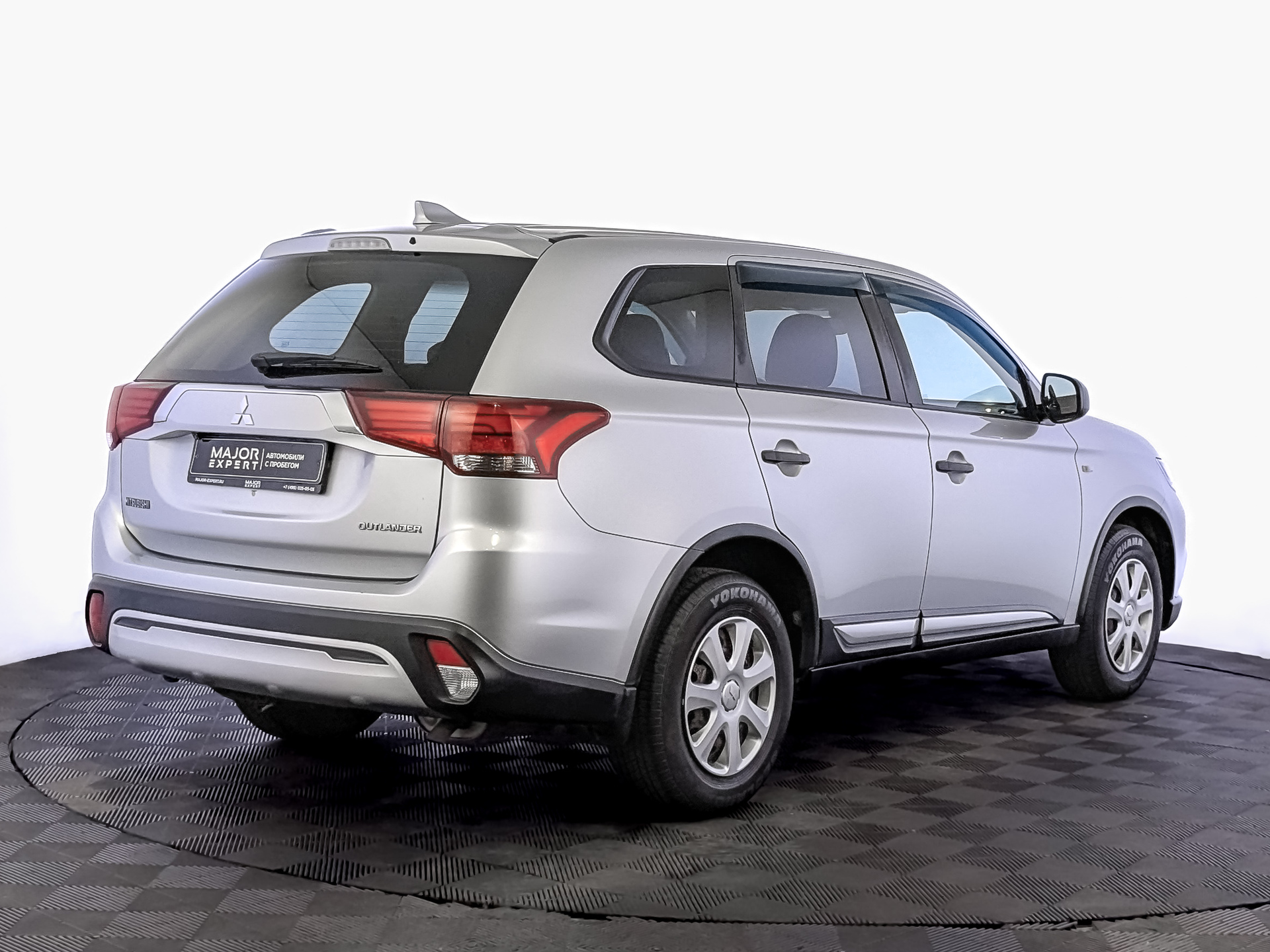 MITSUBISHI Outlander 2.00 (146 л.с), автомат, 2019, пробег 90 929 км