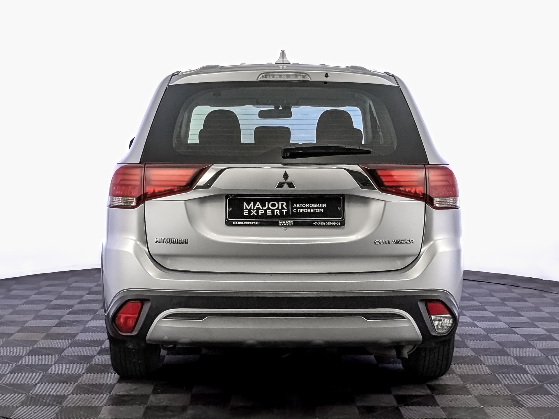 MITSUBISHI Outlander 2.00 (146 л.с), автомат, 2019, пробег 90 929 км