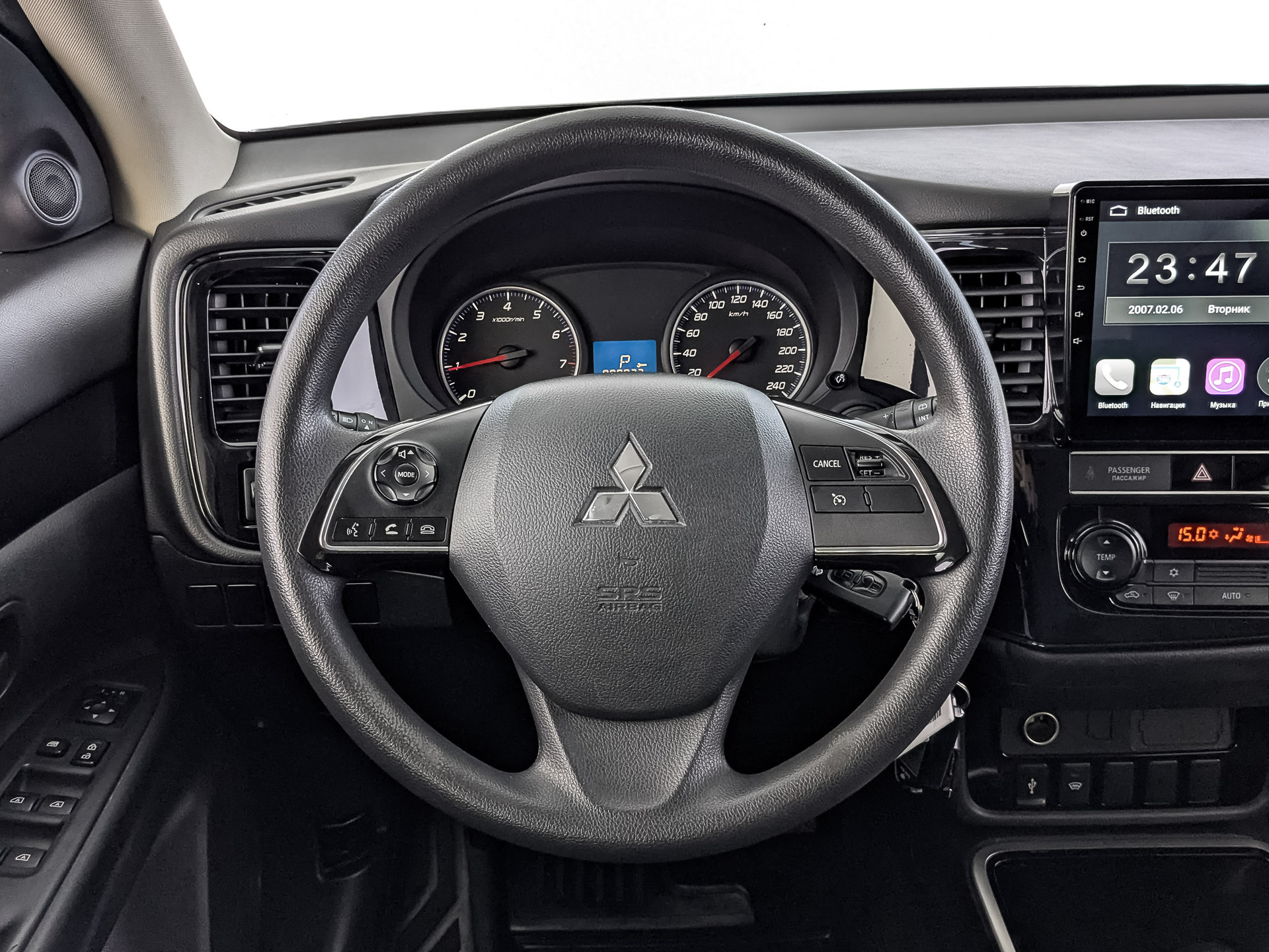 MITSUBISHI Outlander 2.00 (146 л.с), автомат, 2019, пробег 90 929 км