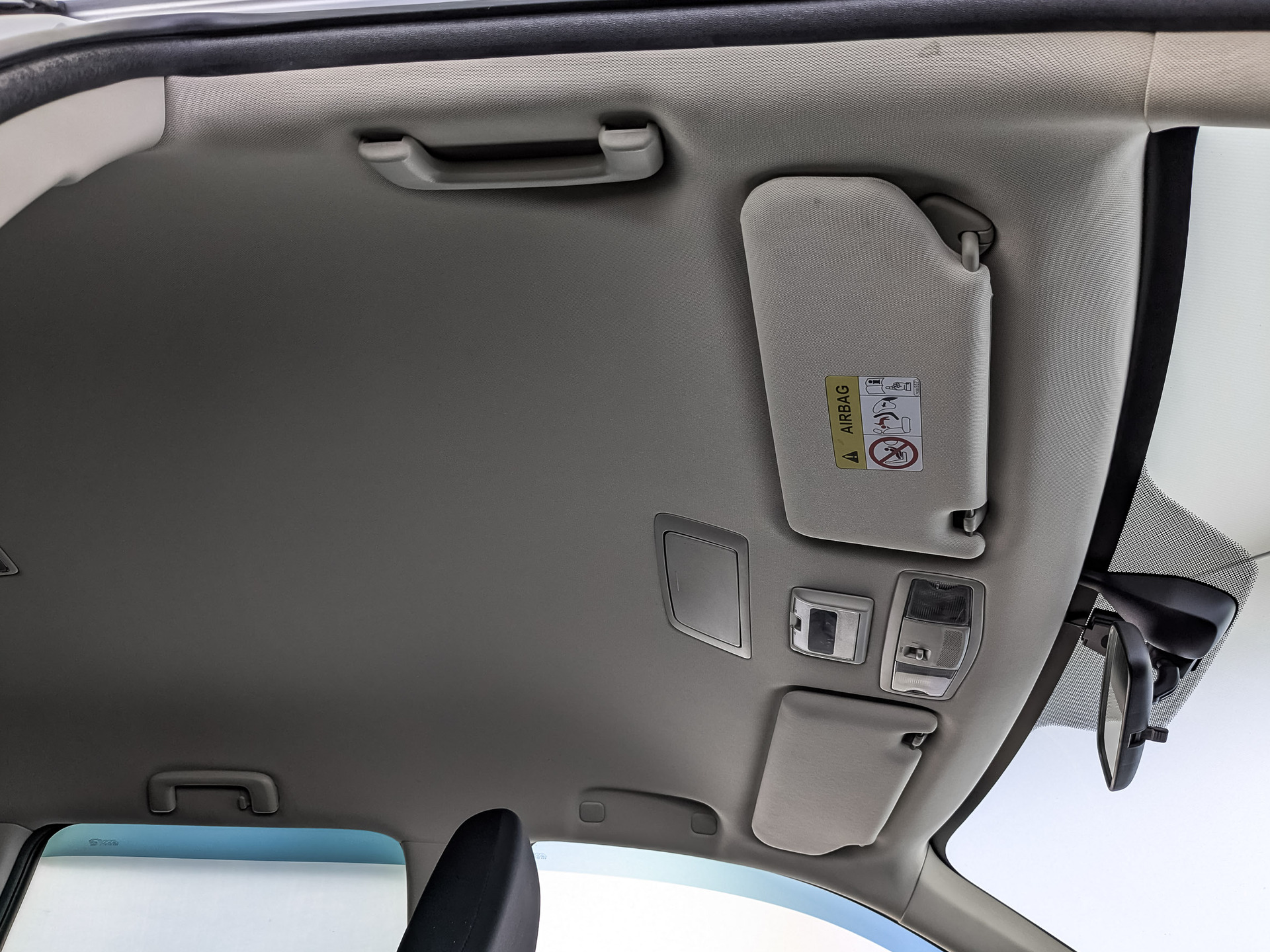 MITSUBISHI Outlander 2.00 (146 л.с), автомат, 2019, пробег 90 929 км