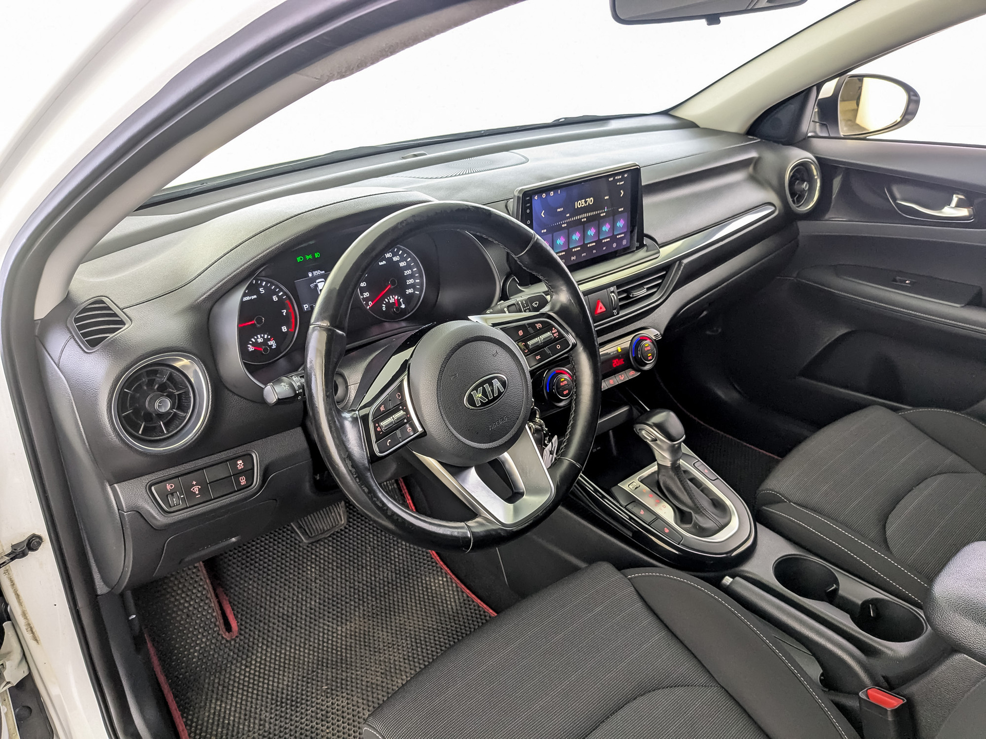 KIA Cerato 2.00 (150 л.с), автомат, 2020, пробег 108 160 км
