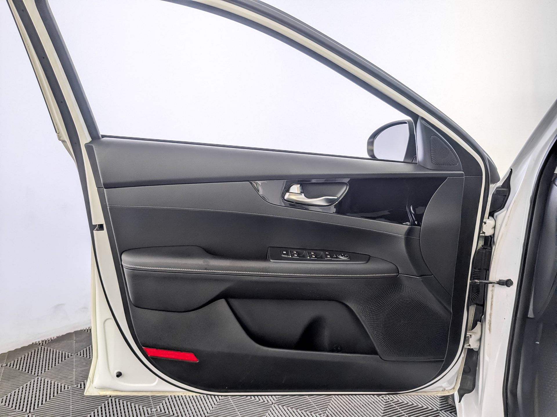 KIA Cerato 2.00 (150 л.с), автомат, 2020, пробег 108 160 км
