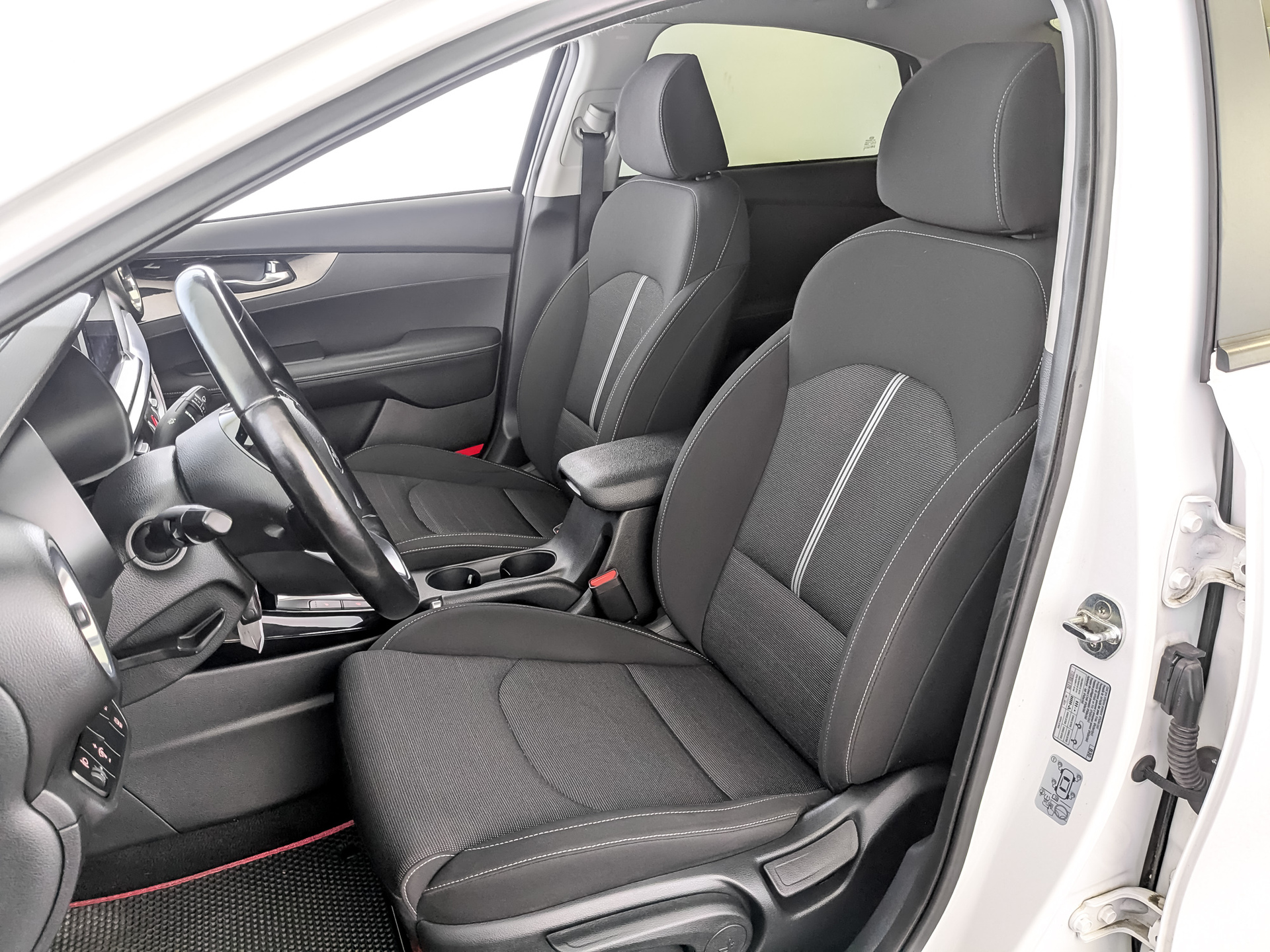 KIA Cerato 2.00 (150 л.с), автомат, 2020, пробег 108 160 км
