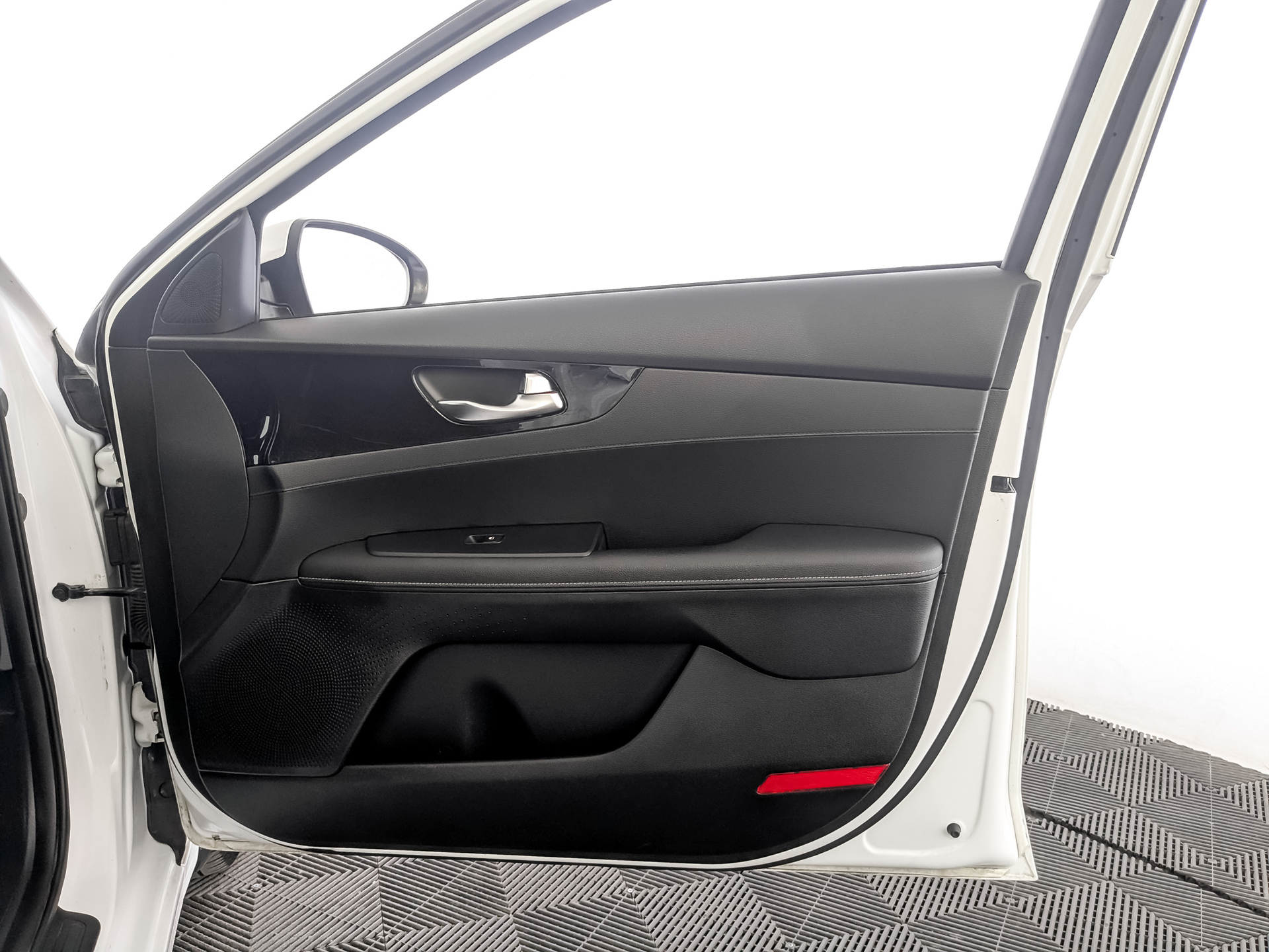 KIA Cerato 2.00 (150 л.с), автомат, 2020, пробег 108 160 км