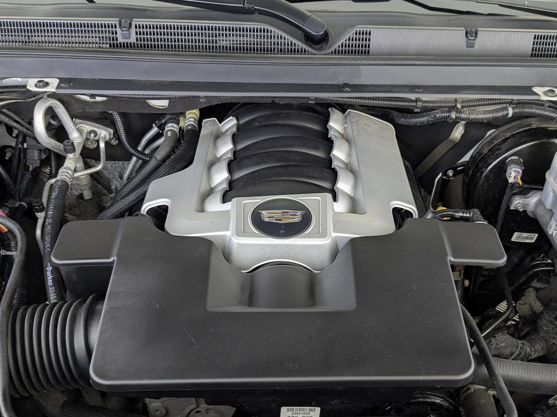 CADILLAC Escalade 6.20 (426 л.с), автомат, 2020, пробег 47 064 км