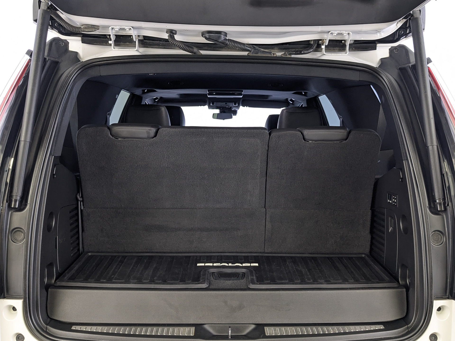 CADILLAC Escalade 6.20 (426 л.с), автомат, 2020, пробег 47 064 км