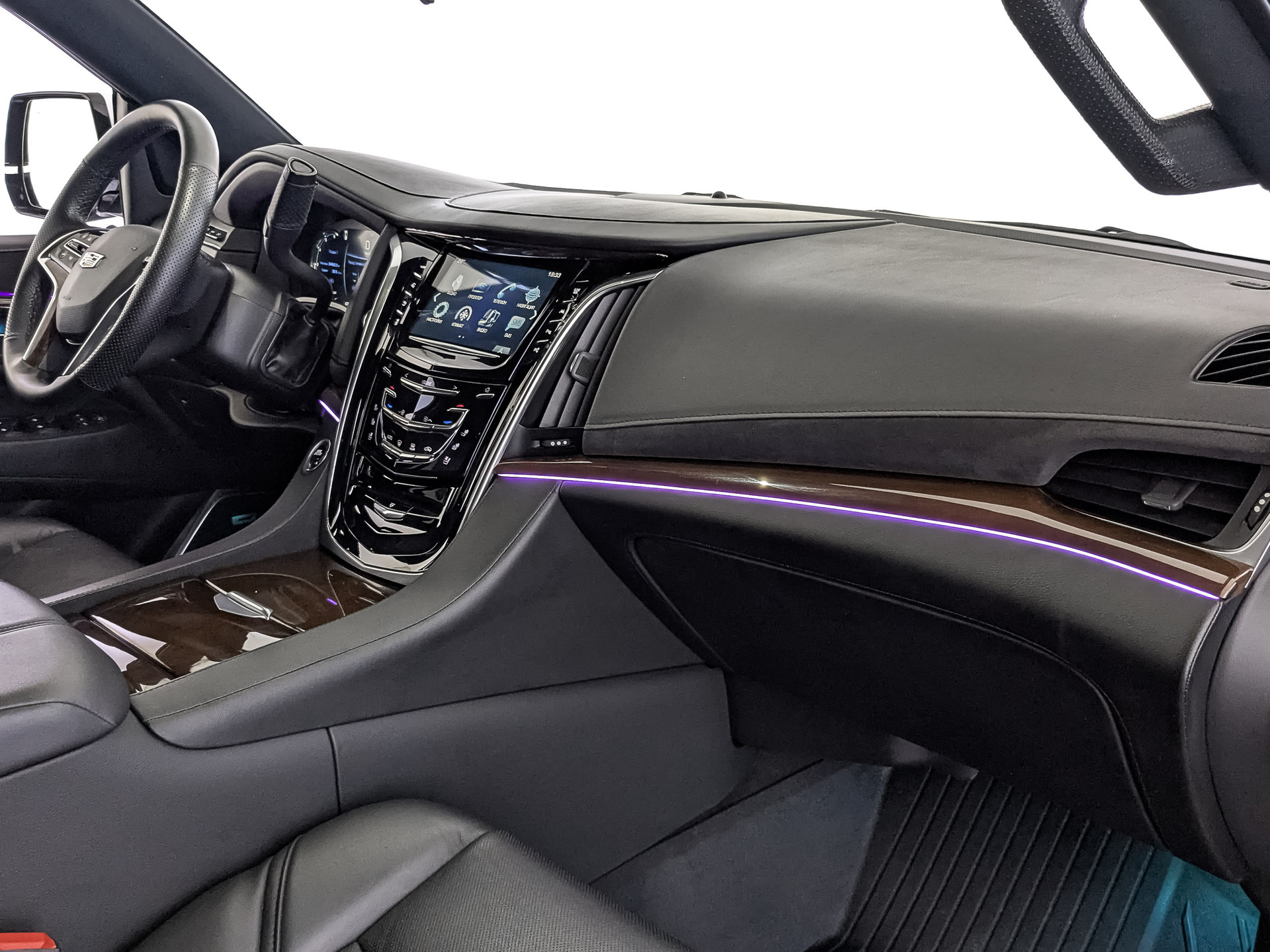 CADILLAC Escalade 6.20 (426 л.с), автомат, 2020, пробег 47 064 км