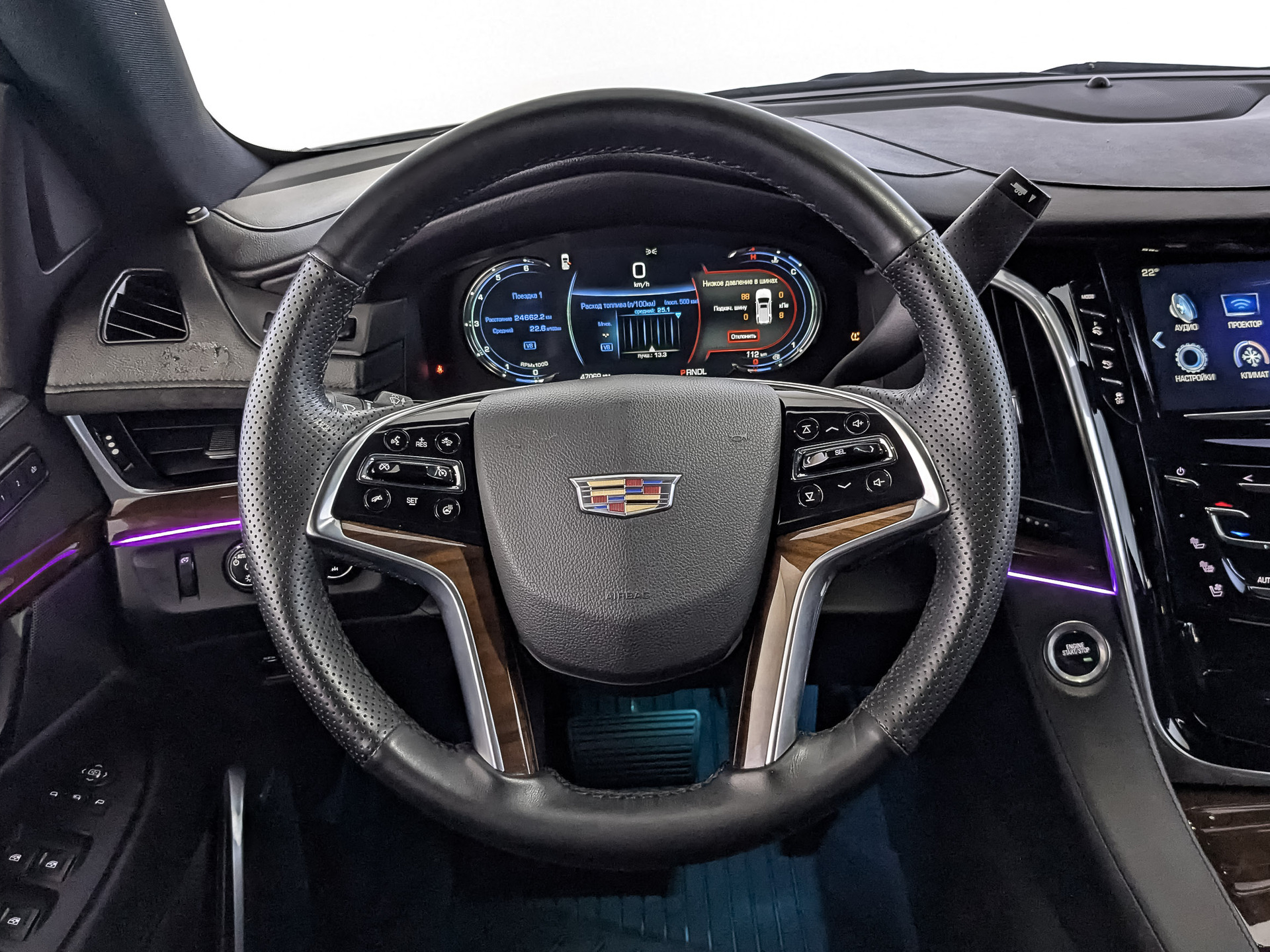 CADILLAC Escalade 6.20 (426 л.с), автомат, 2020, пробег 47 064 км
