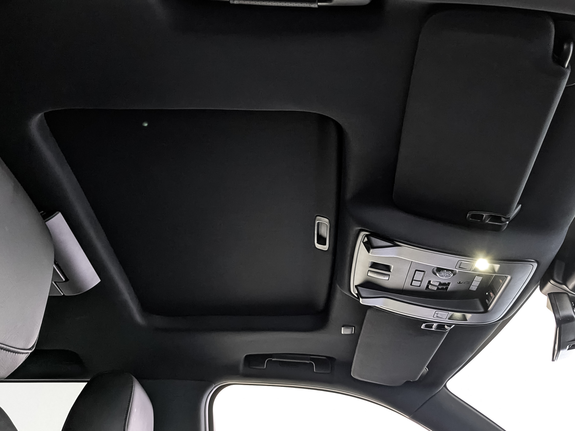 CADILLAC Escalade 6.20 (426 л.с), автомат, 2020, пробег 47 064 км