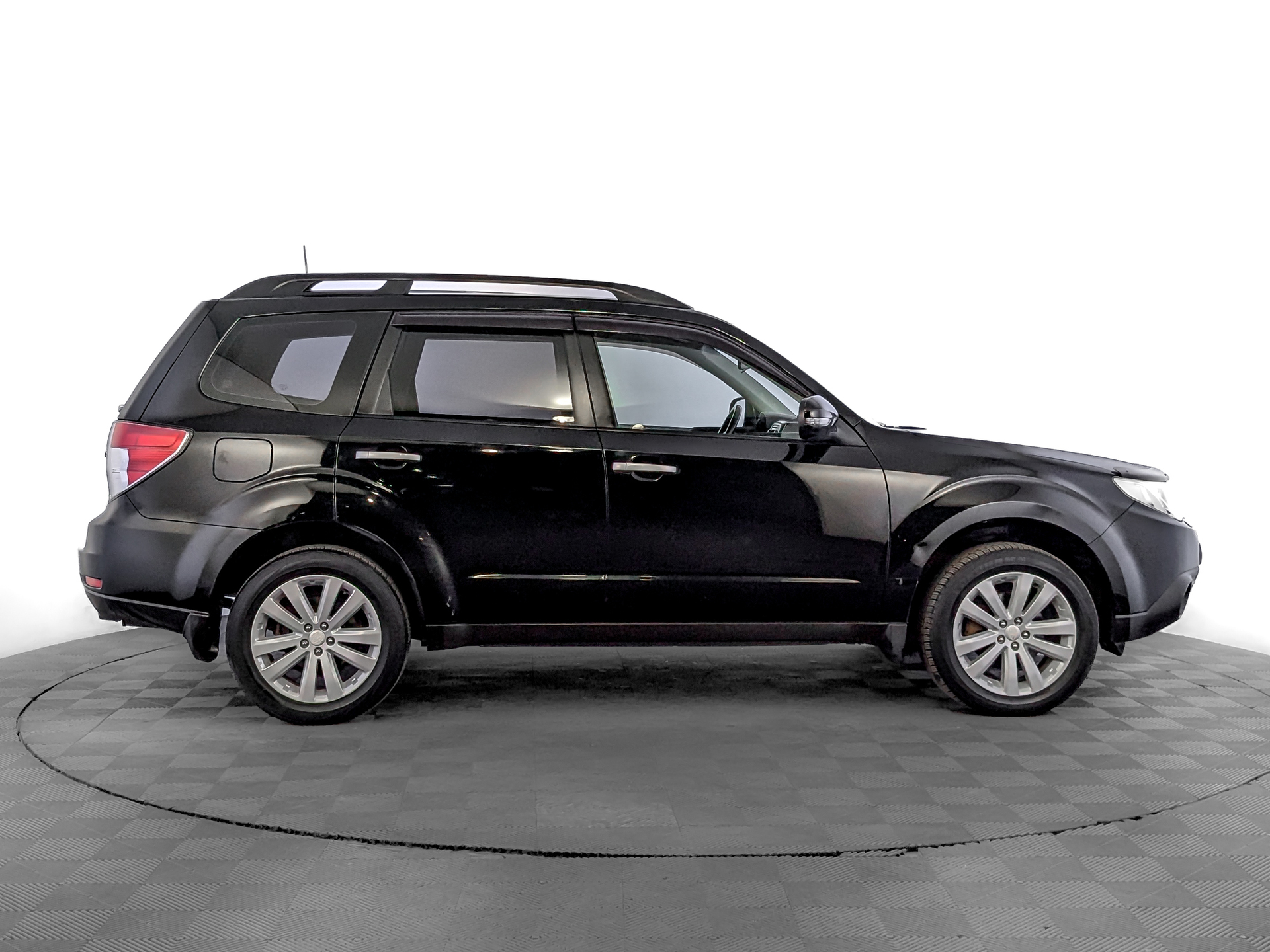 SUBARU Forester 2.50 (171 л.с), автомат, 2011, пробег 130 553 км