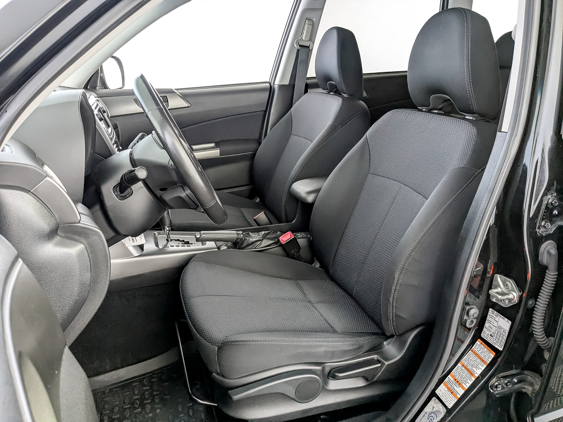 SUBARU Forester 2.50 (171 л.с), автомат, 2011, пробег 130 553 км