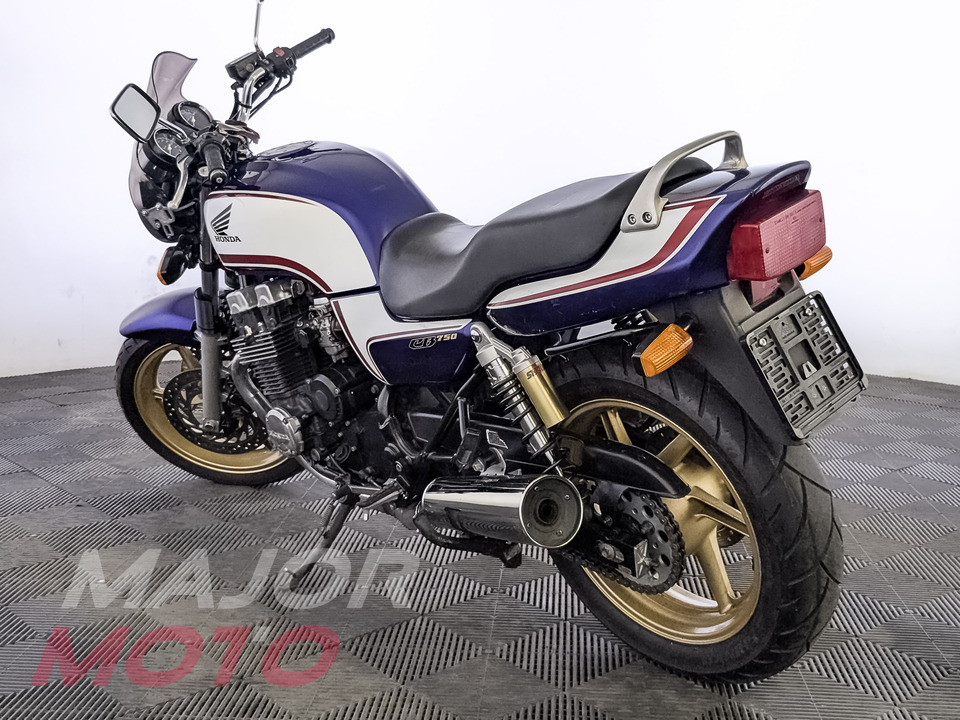 Honda CB 750 - фото №3