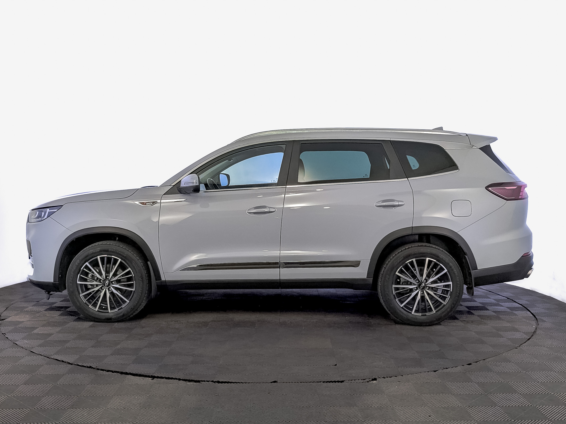 CHERY Tiggo 8 Pro 2.00 (197 л.с), автомат, 2024, пробег 15 912 км