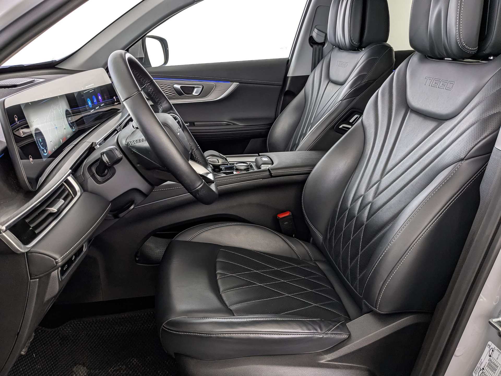 CHERY Tiggo 8 Pro 2.00 (197 л.с), автомат, 2024, пробег 15 912 км