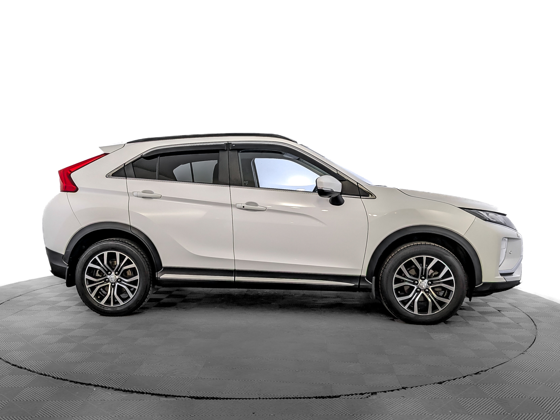 MITSUBISHI Eclipse Cross 1.50 (150 л.с), автомат, 2019, пробег 107 069 км
