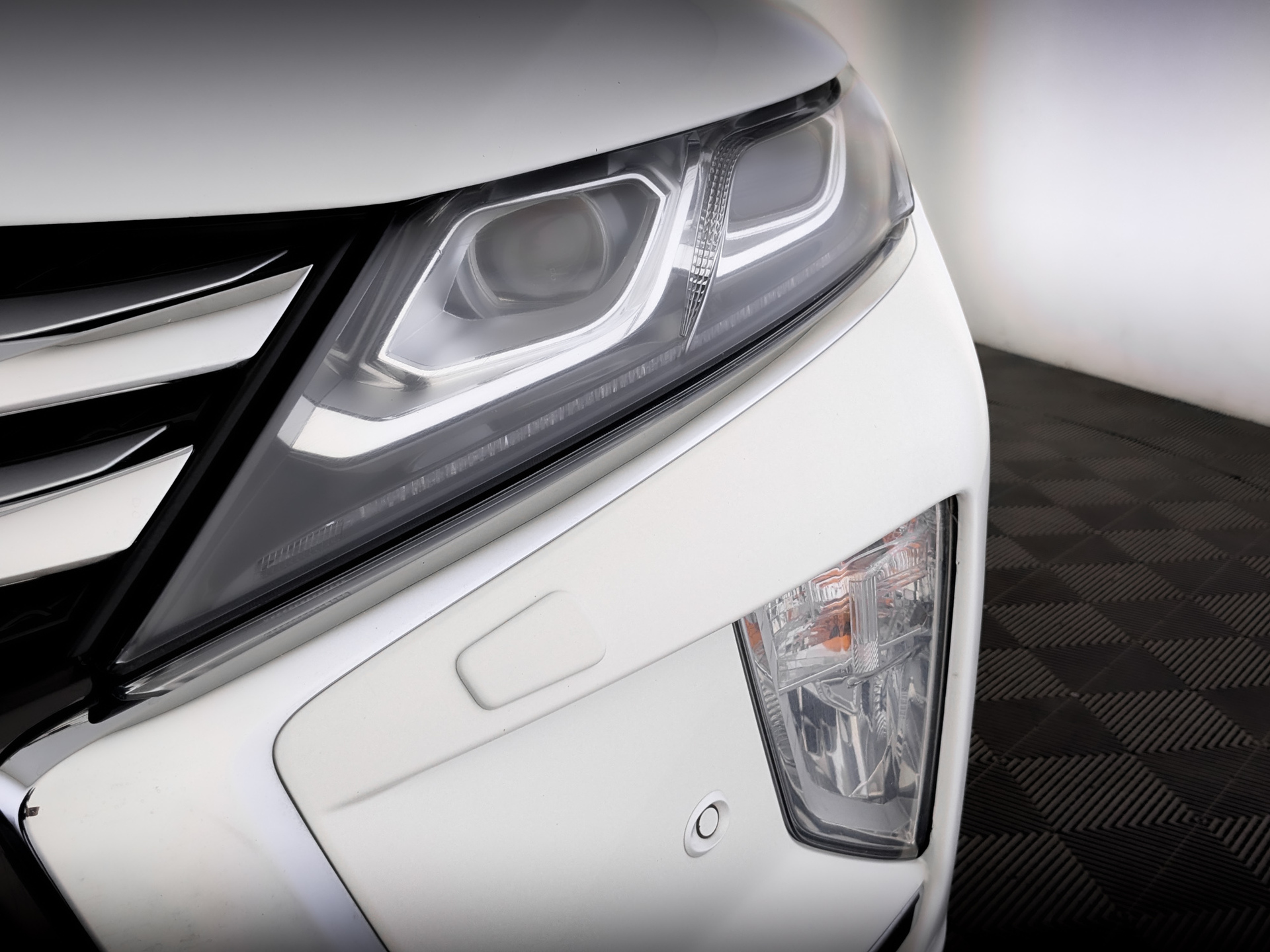 MITSUBISHI Eclipse Cross 1.50 (150 л.с), автомат, 2019, пробег 107 069 км